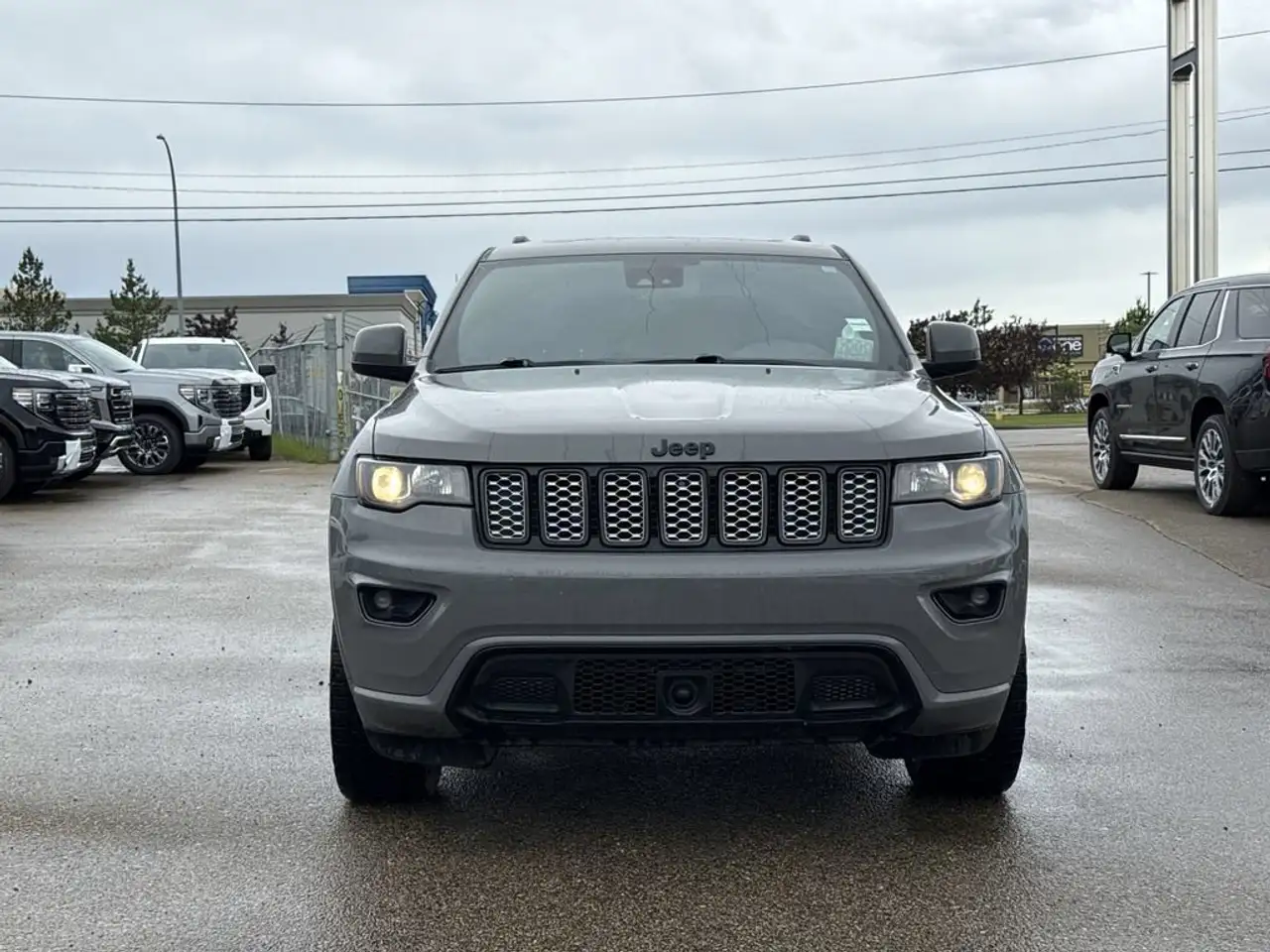 Jeep Grand Cherokee снимка Jeep Grand Cherokee