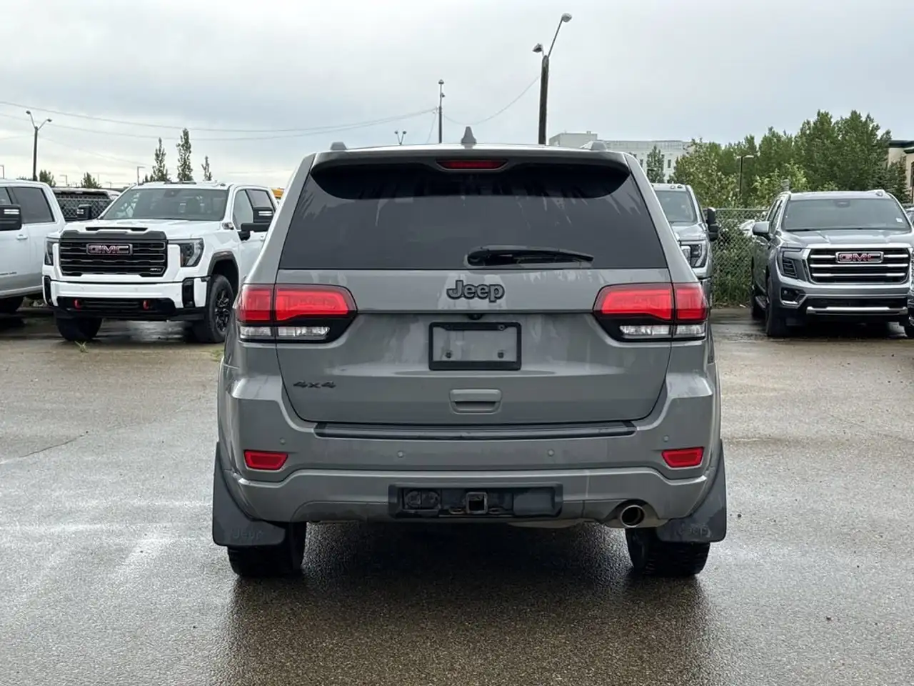 Jeep Grand Cherokee снимка Jeep Grand Cherokee