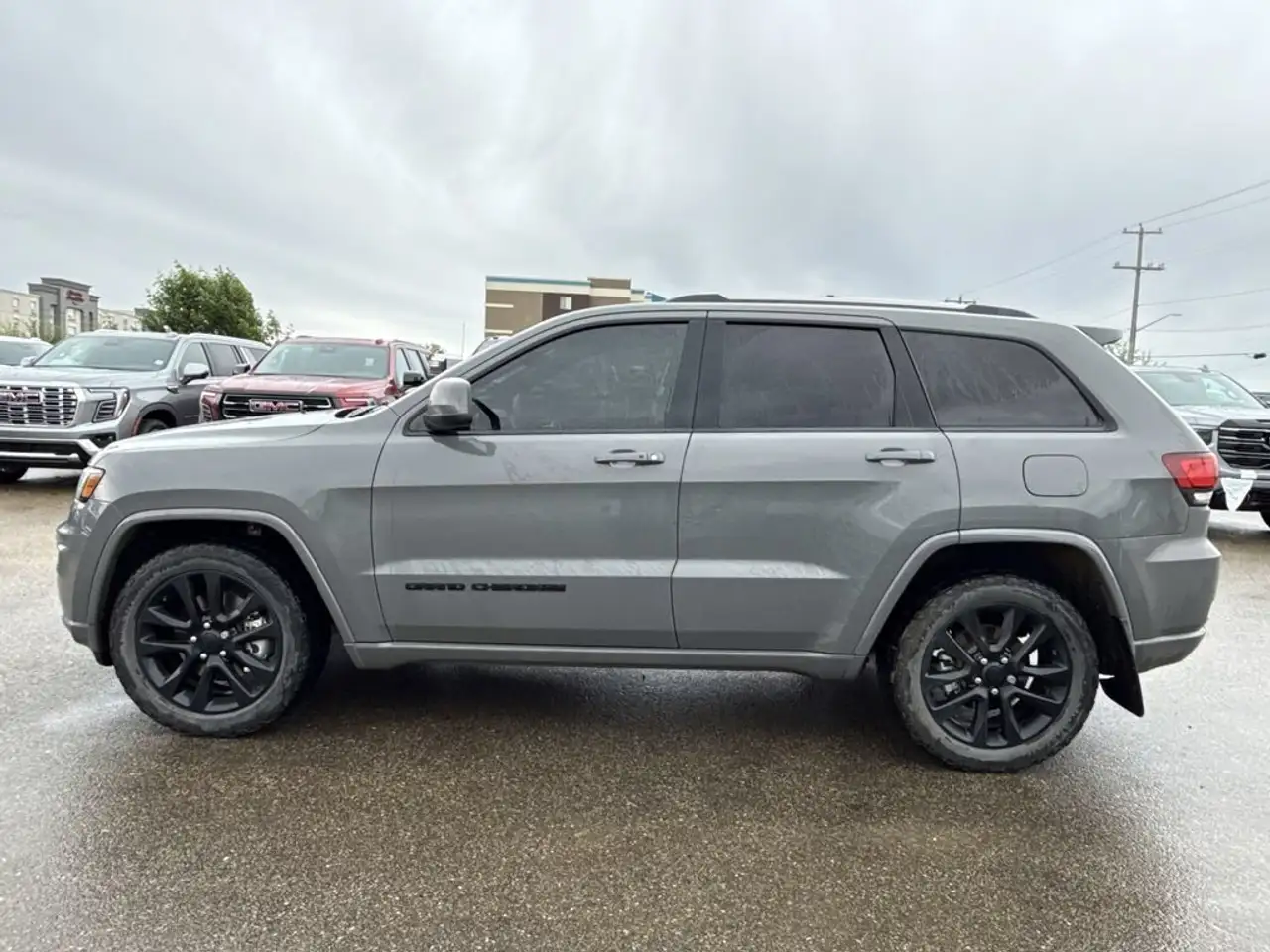 Jeep Grand Cherokee снимка Jeep Grand Cherokee