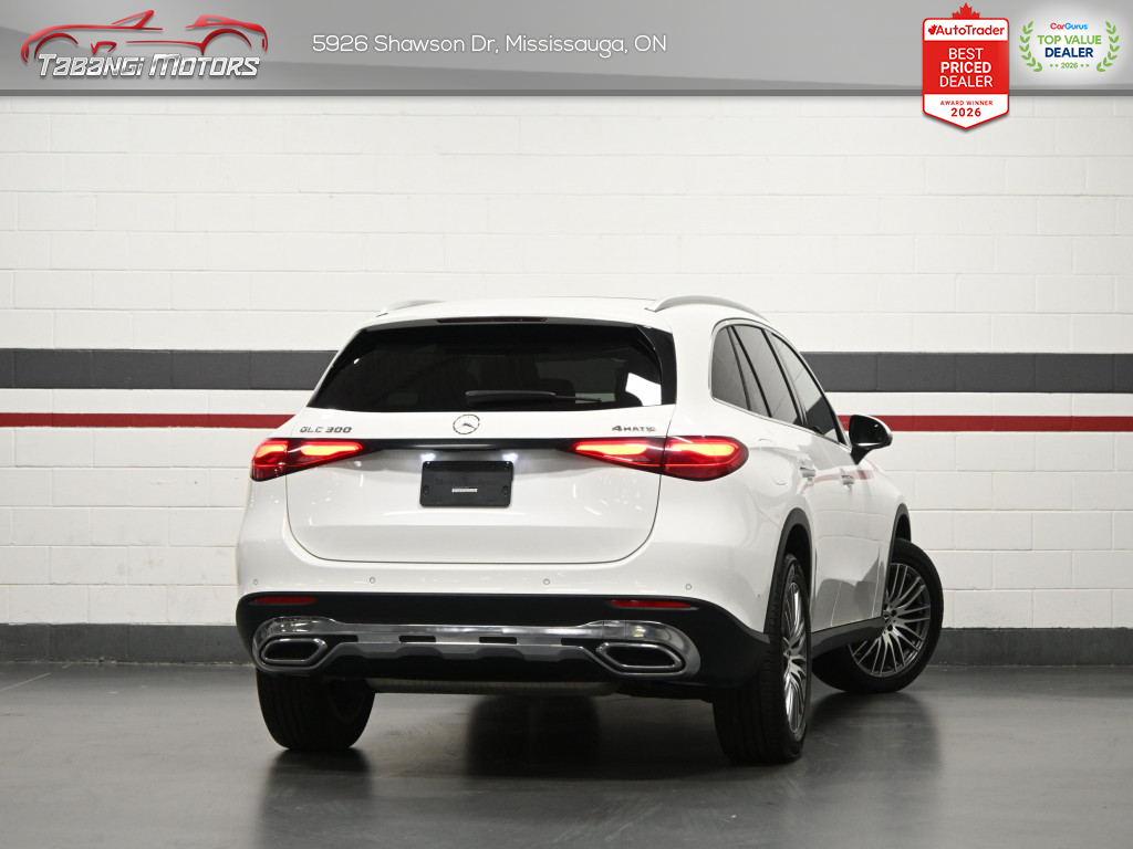 2024 Mercedes-Benz GLC 300 4MATIC   No Accident 360CAM Ambient Light Navigation Panoramic Roof — снимка 1