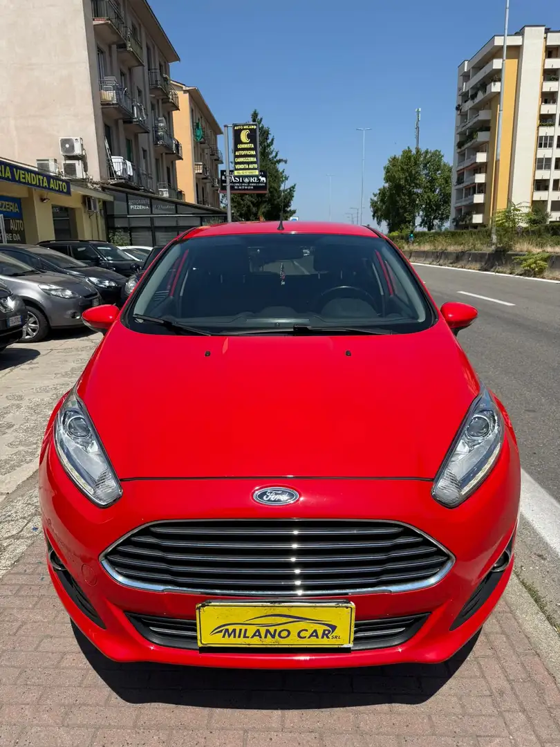 Ford Fiesta Fiesta VI 2013 5p 1.0 Titanium 80cv E6 Rojo - 1