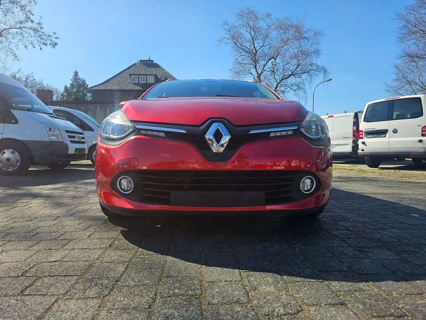 Renault Clio IV Grandtour Luxe Rot - 1
