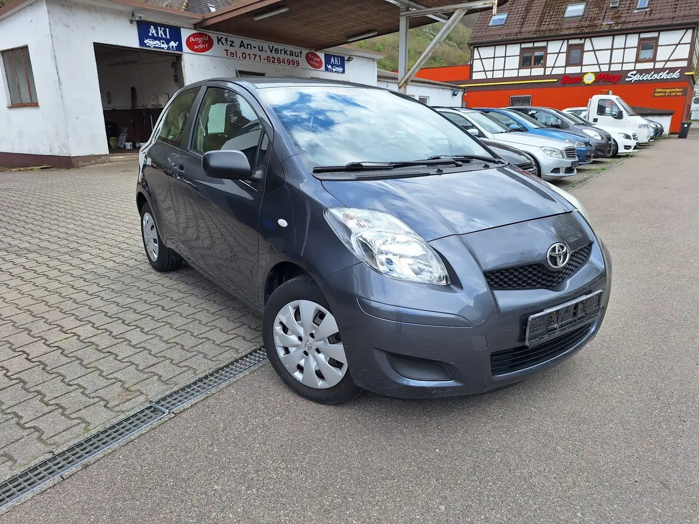 Toyota Yaris Cool Blau - 2