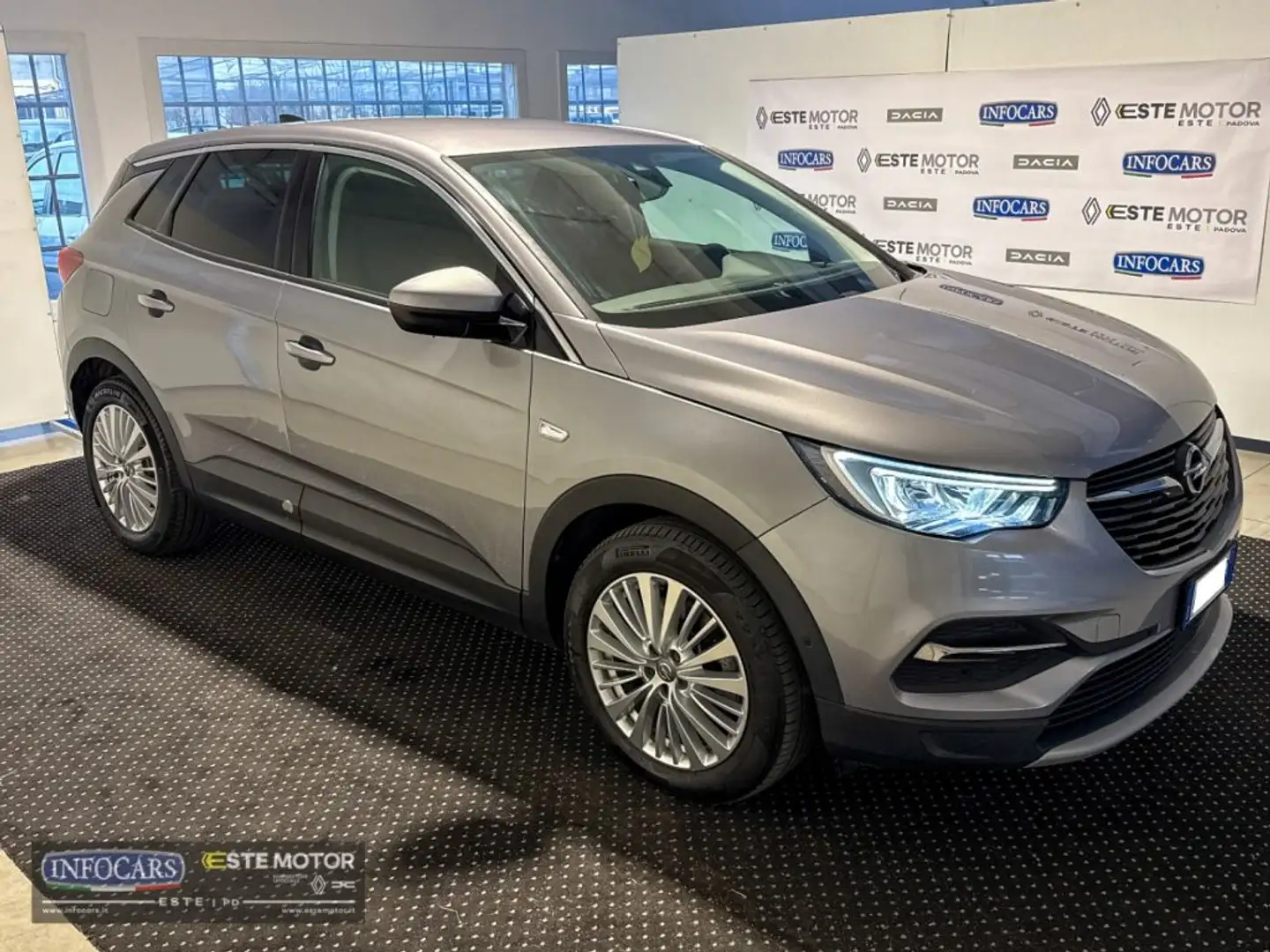 Opel Grandland X 1.6 Hybrid Plug-in aut. - PROMO Gris - 1