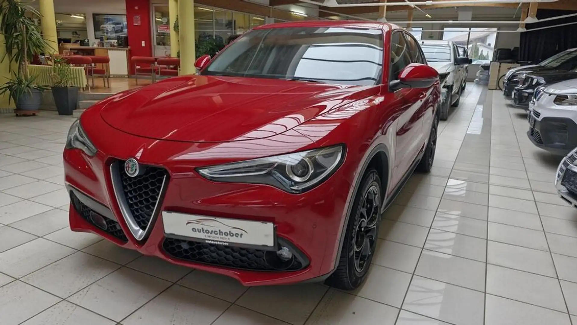 Alfa Romeo Stelvio Super Q4 Rot - 1