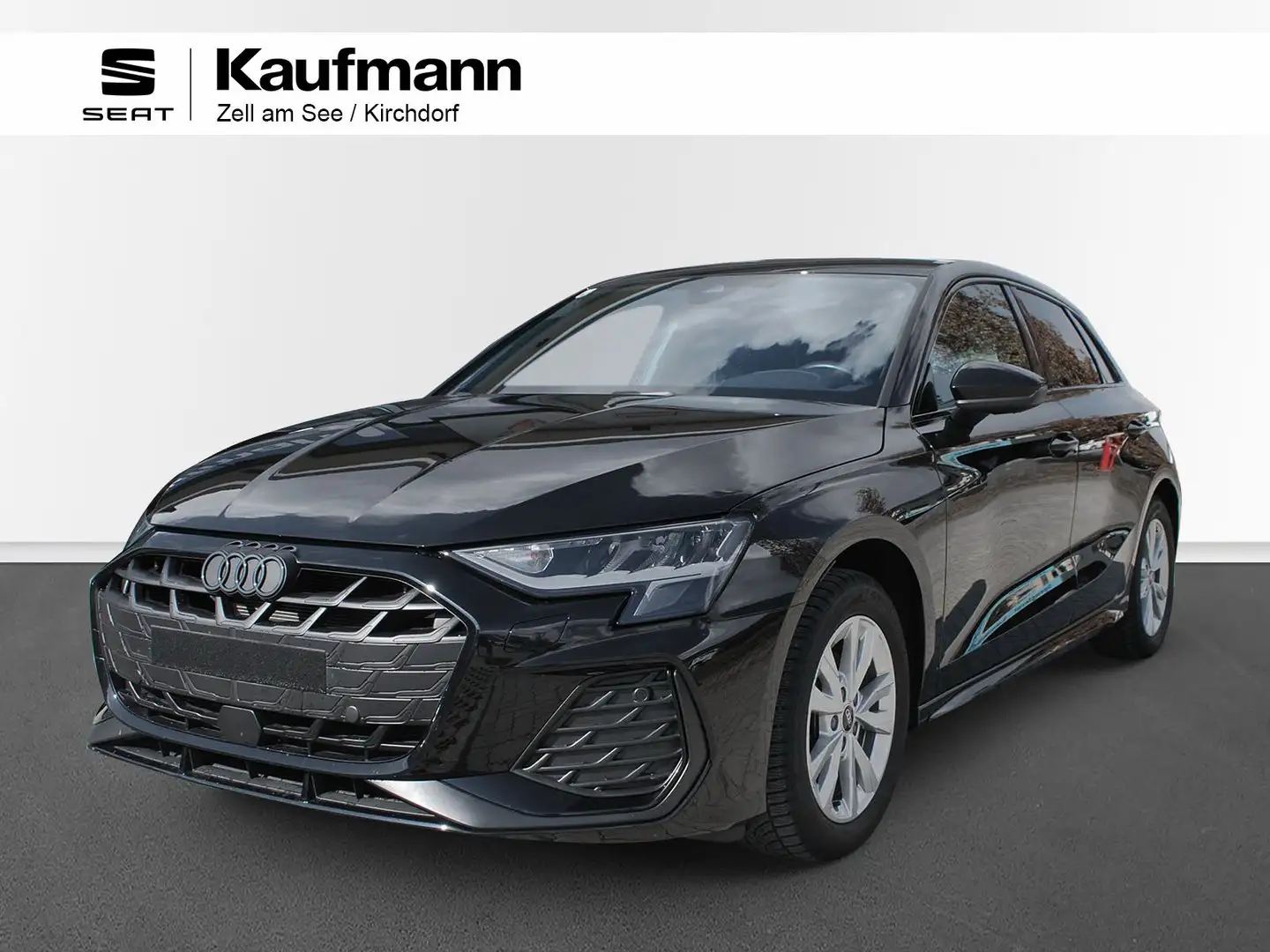 Audi A3 30 TFSI S line Schwarz - 1