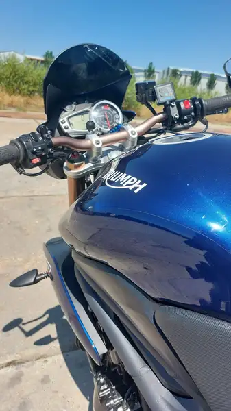 Triumph Speed Triple 1050 - foto 5