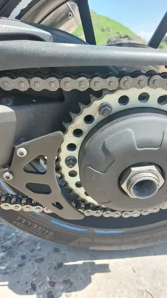 Triumph Speed Triple 1050 - foto 6