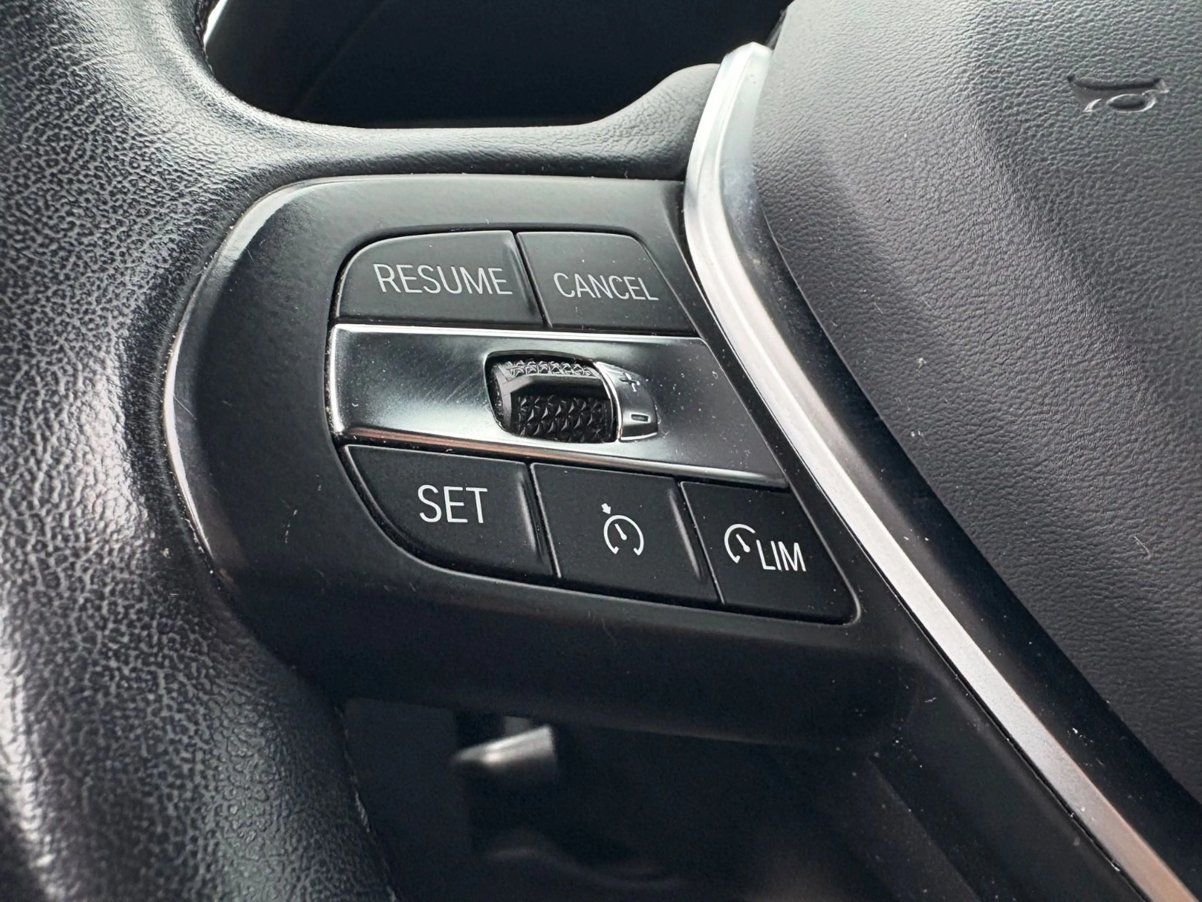 BMW 118 i Advantage Sitzheizung/Alufelgen — photo 10