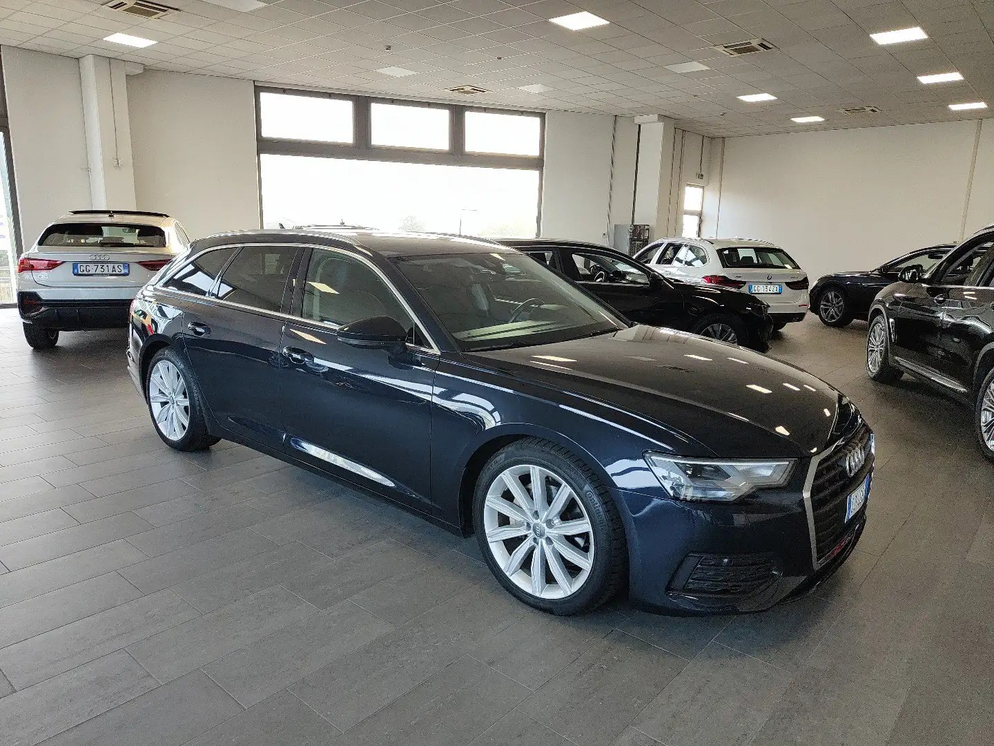 Audi A6 Avant 40 2.0 TDI MHEV S tronic Navi Pelle FariLED Blu/Azzurro - 2