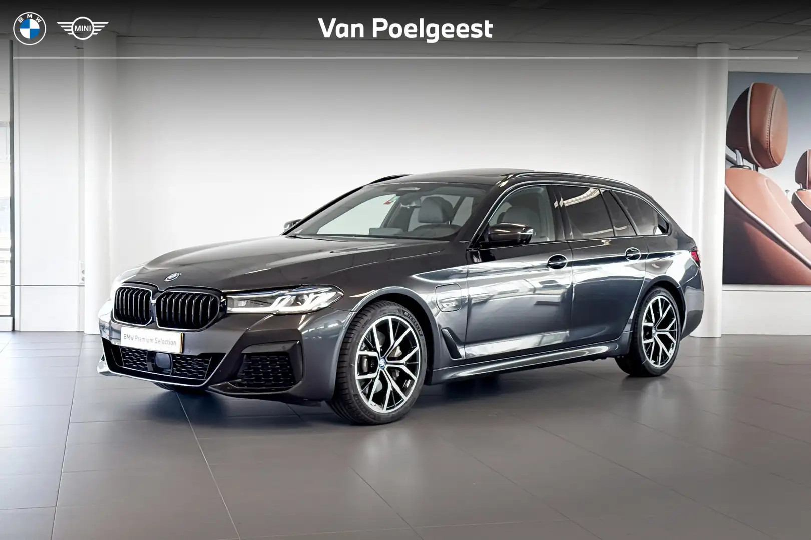 BMW 530 5 Serie Touring 530e Business Edition Plus | M Spo Grijs - 1