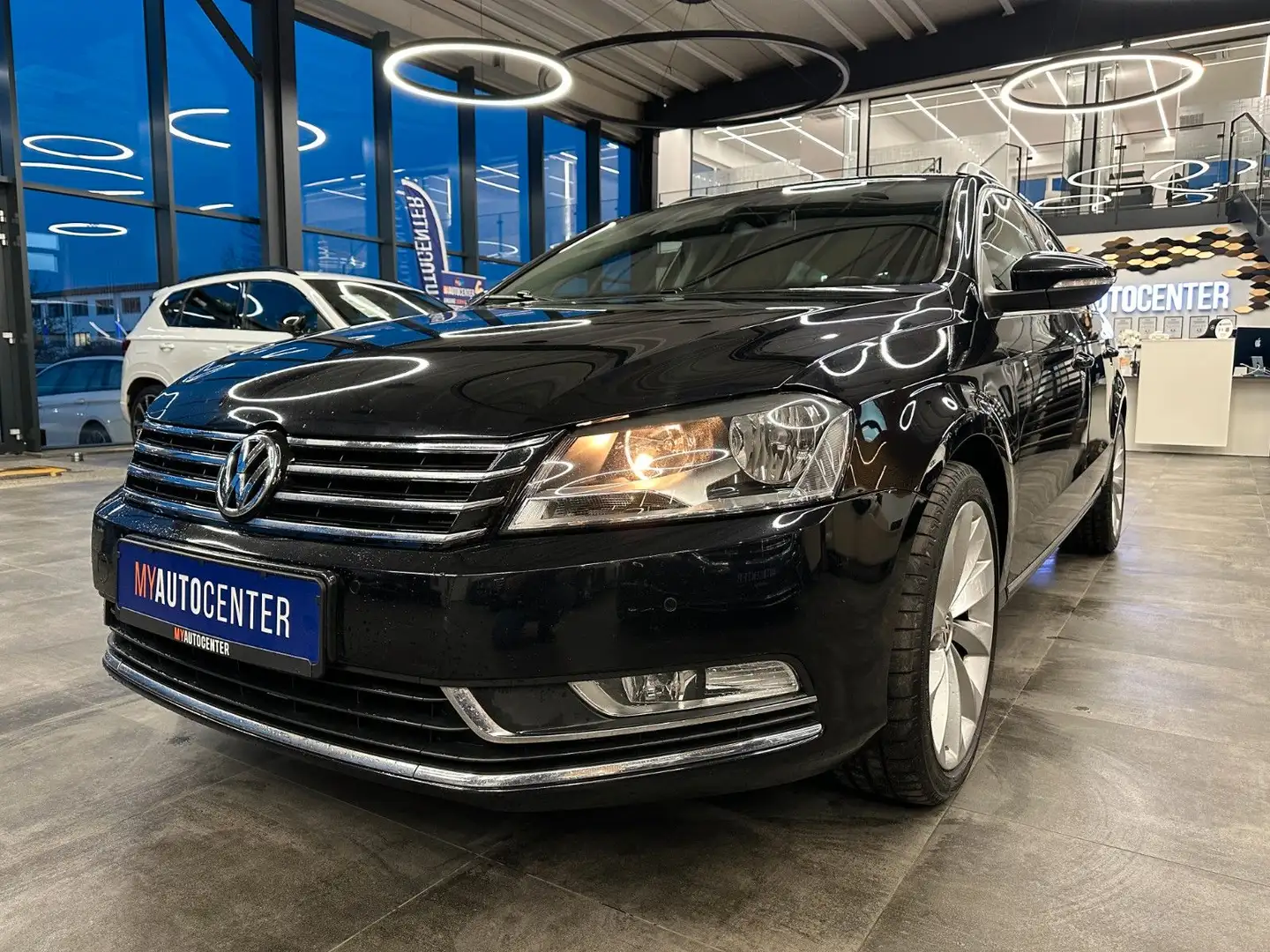 Volkswagen Passat Variant Comfortline BlueMotion *AHK*Klima Schwarz - 2
