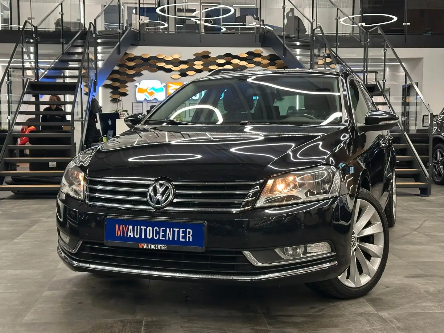 Volkswagen Passat Variant Comfortline BlueMotion *AHK*Klima Schwarz - 1