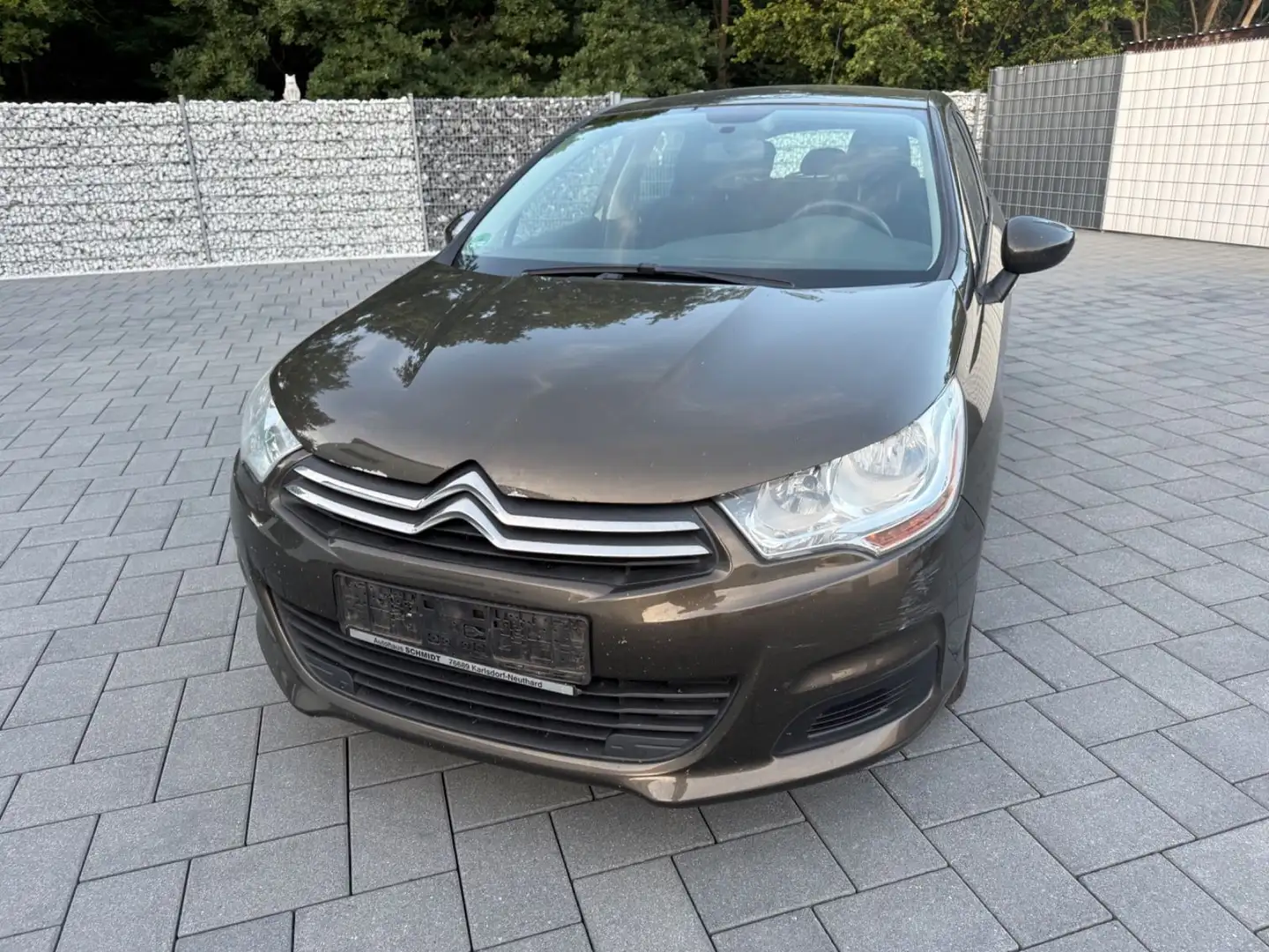 Citroen C4 Lim. Attraction Brown - 2