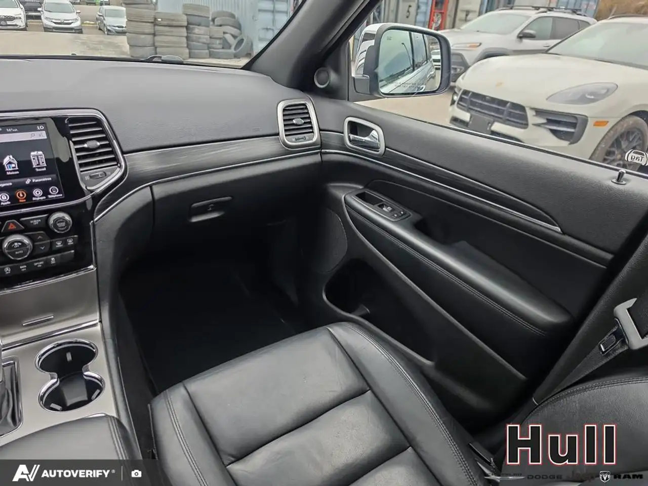 Jeep Grand Cherokee снимка Jeep Grand Cherokee