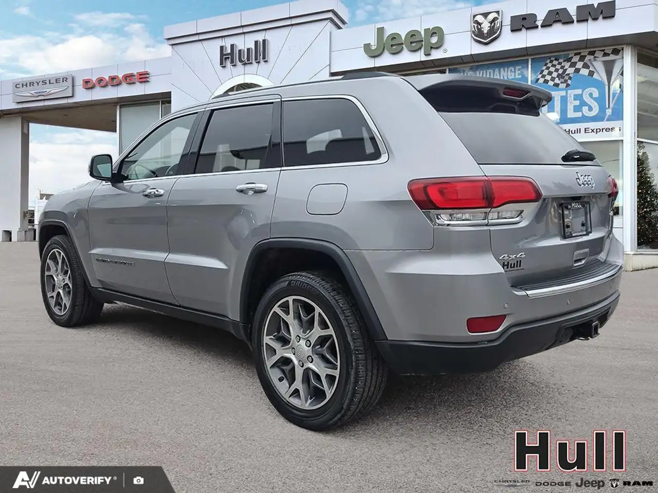 Jeep Grand Cherokee снимка Jeep Grand Cherokee