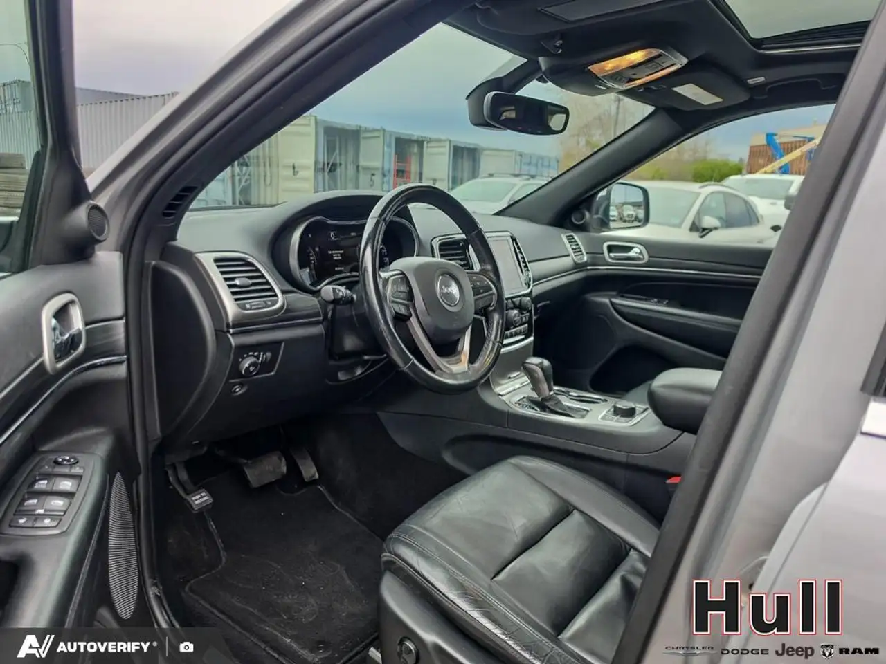 Jeep Grand Cherokee снимка Jeep Grand Cherokee