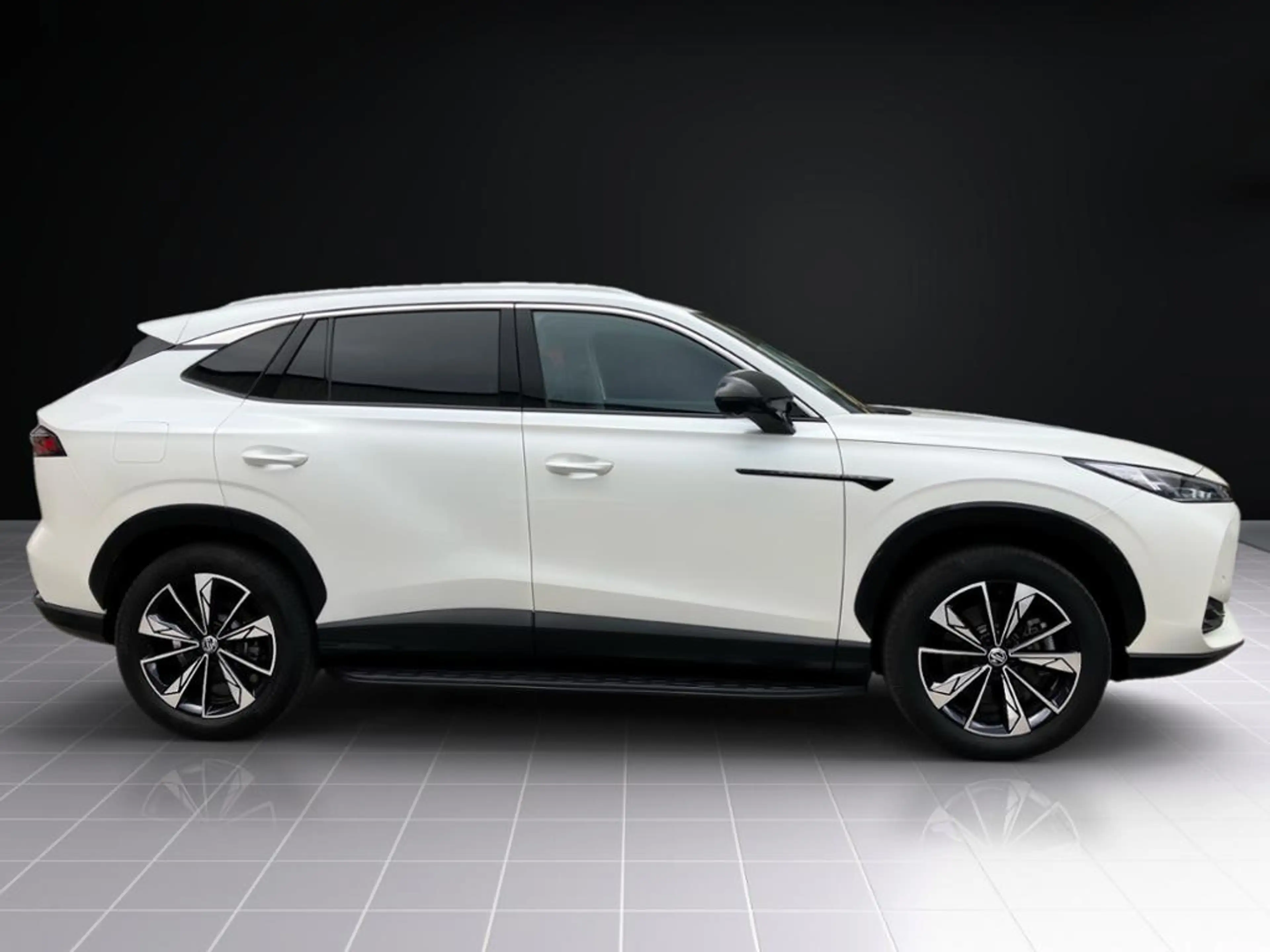 MG HS PHEV Luxury SPUR — photo 5