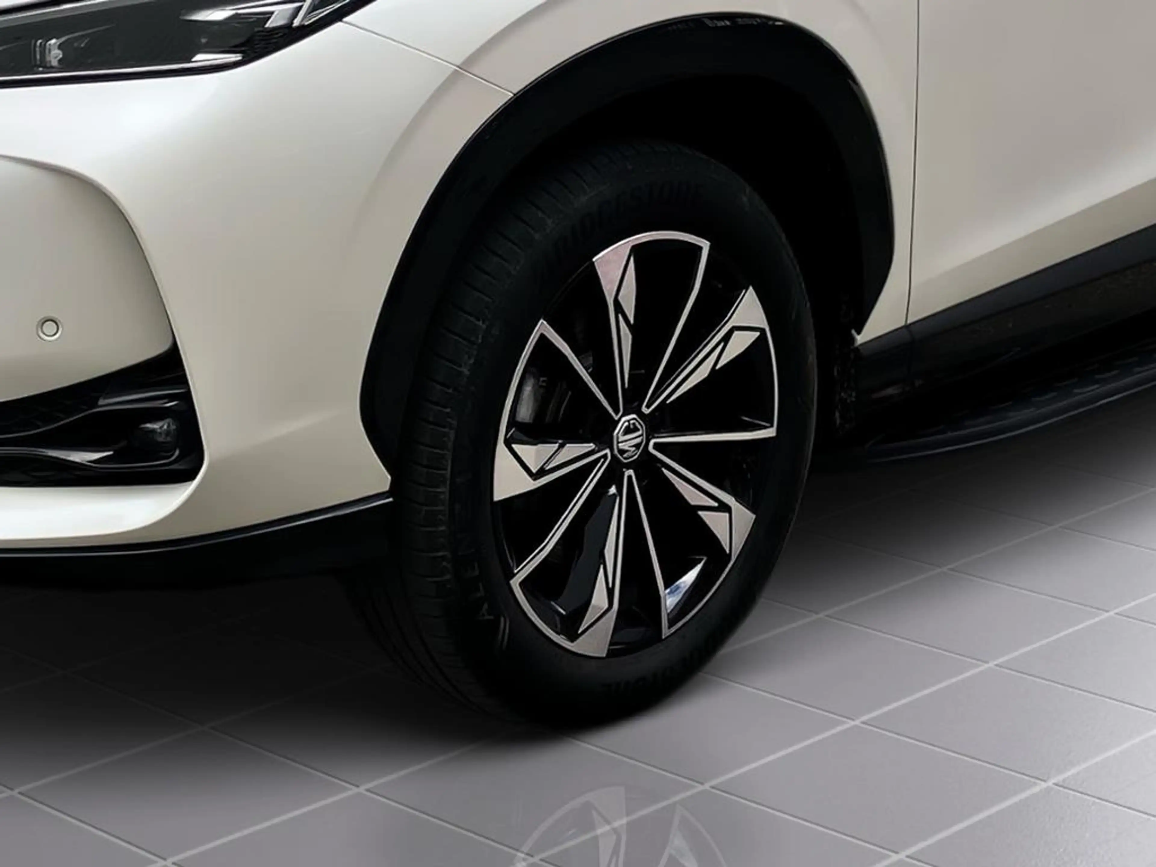 MG HS PHEV Luxury SPUR — photo 15