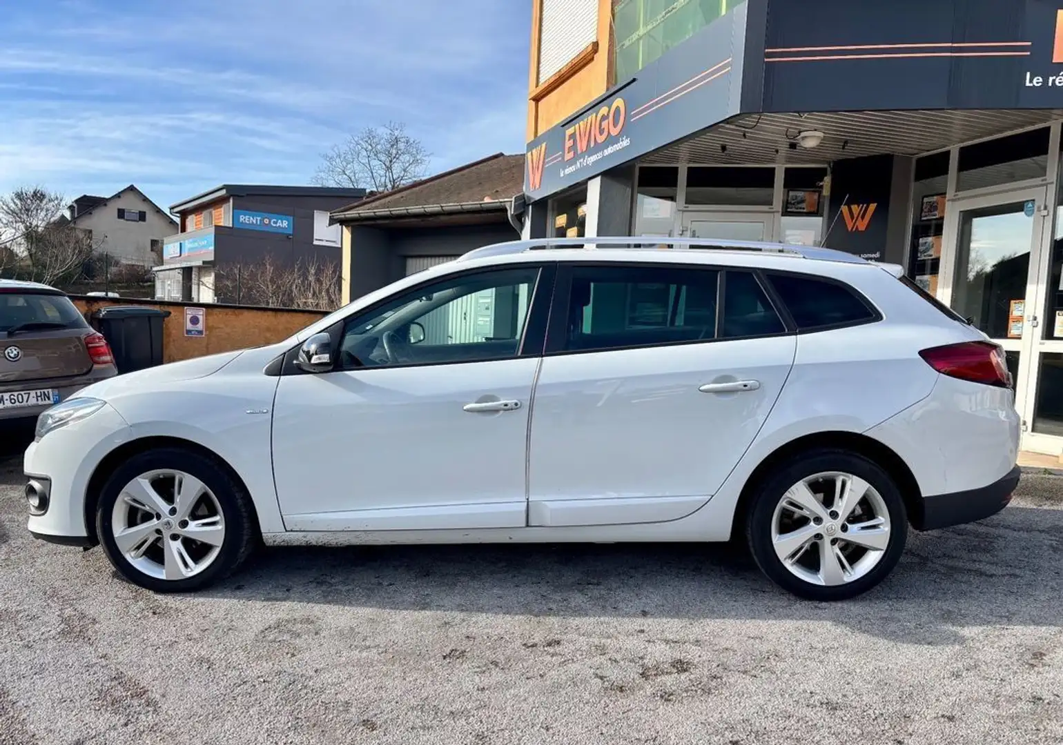 Renault Megane estate 1.5 dci 110 energy eco limited 4 jantes hiver Blanc - 2