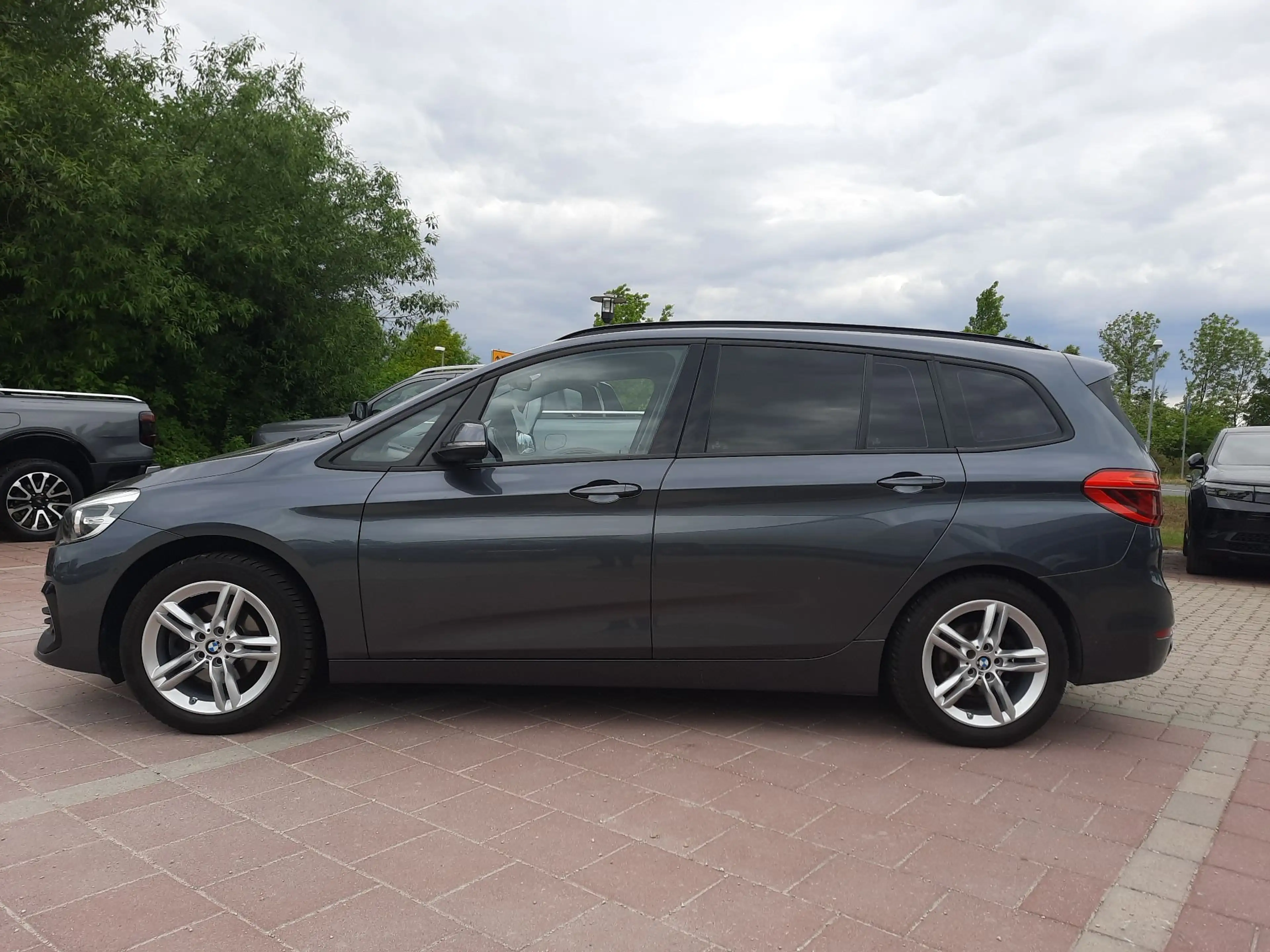 BMW 216 d Gran Tourer  Advantage Navi SHZ Tempomat — photo 9