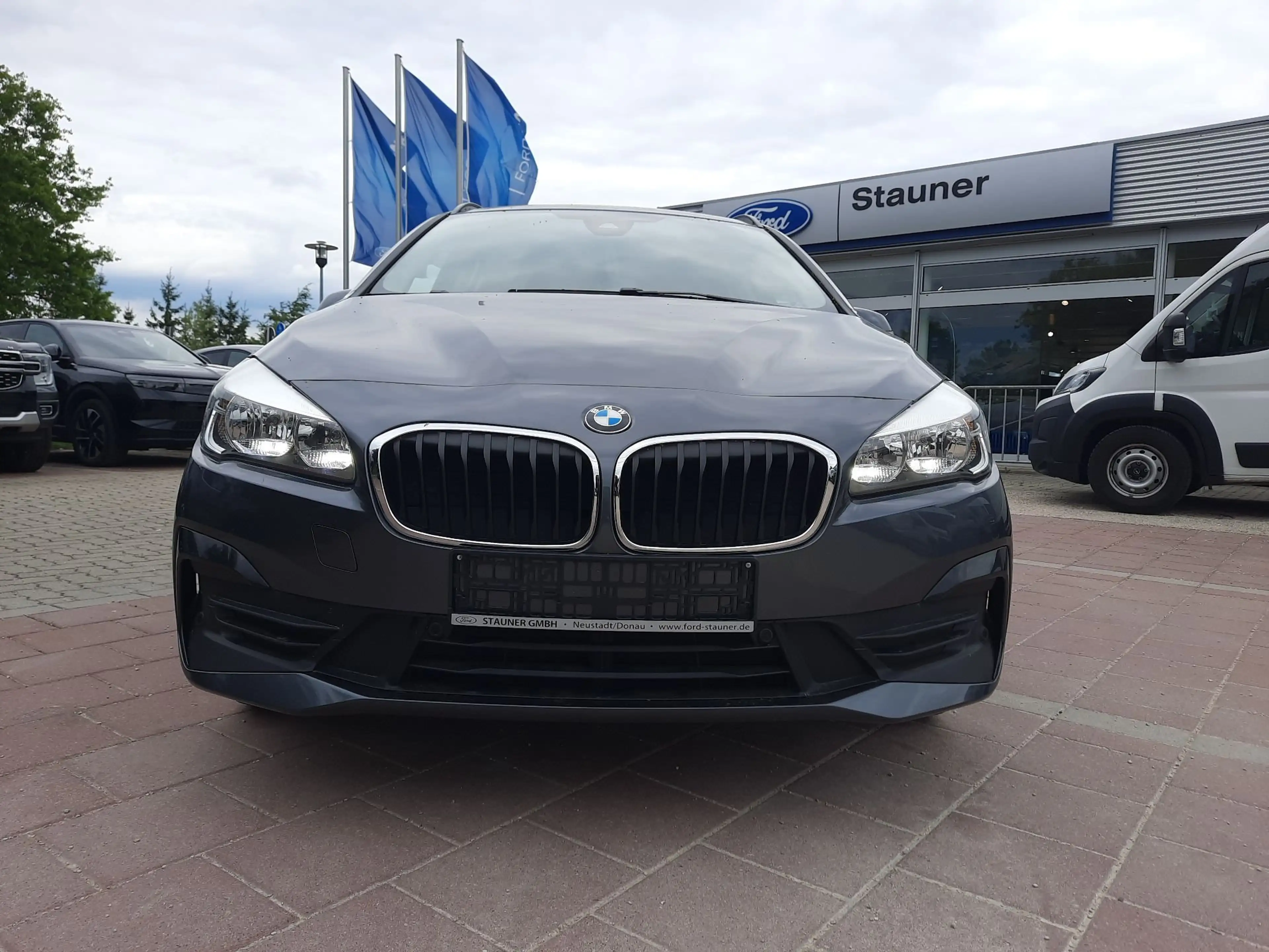 BMW 216 d Gran Tourer  Advantage Navi SHZ Tempomat — photo 3