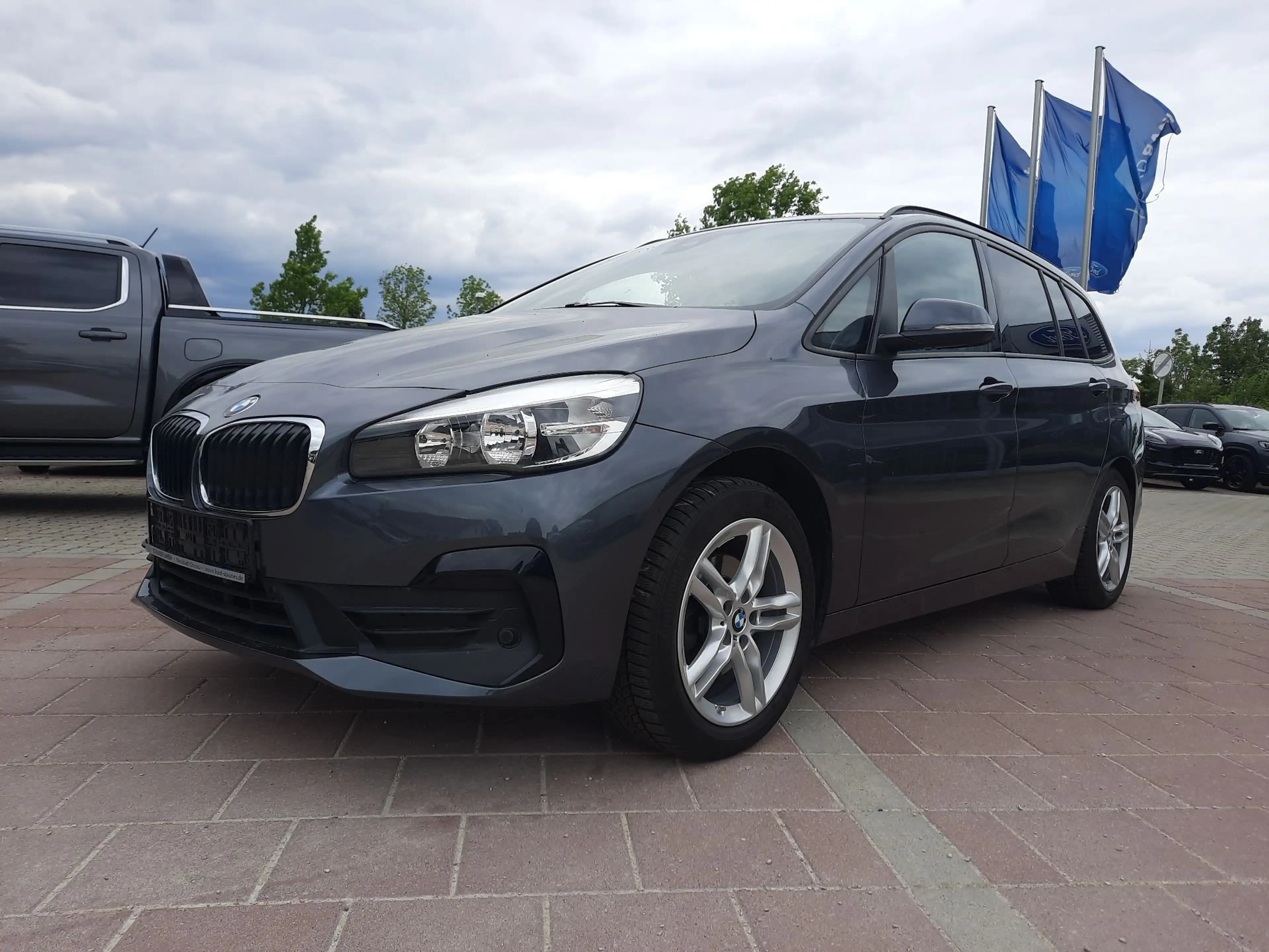 BMW 216 d Gran Tourer  Advantage Navi SHZ Tempomat — photo 2