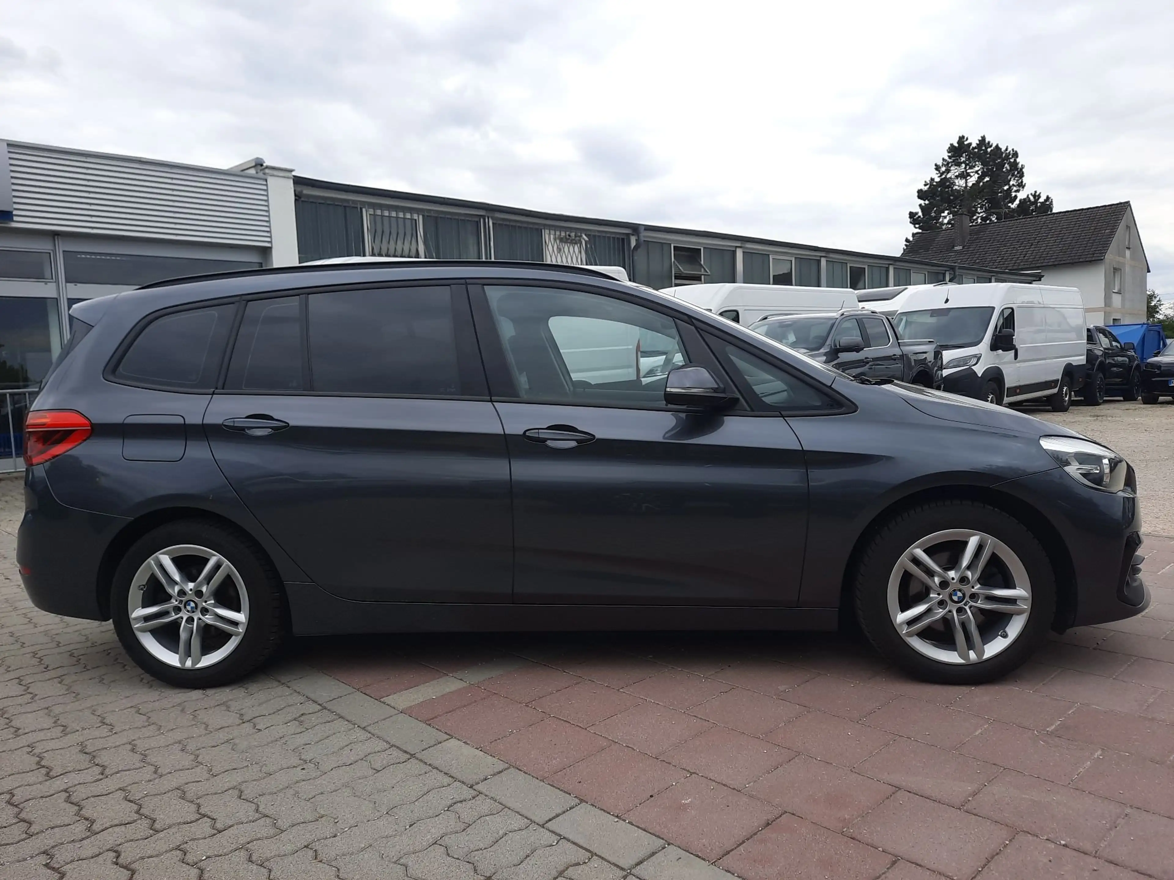 BMW 216 d Gran Tourer  Advantage Navi SHZ Tempomat — photo 5
