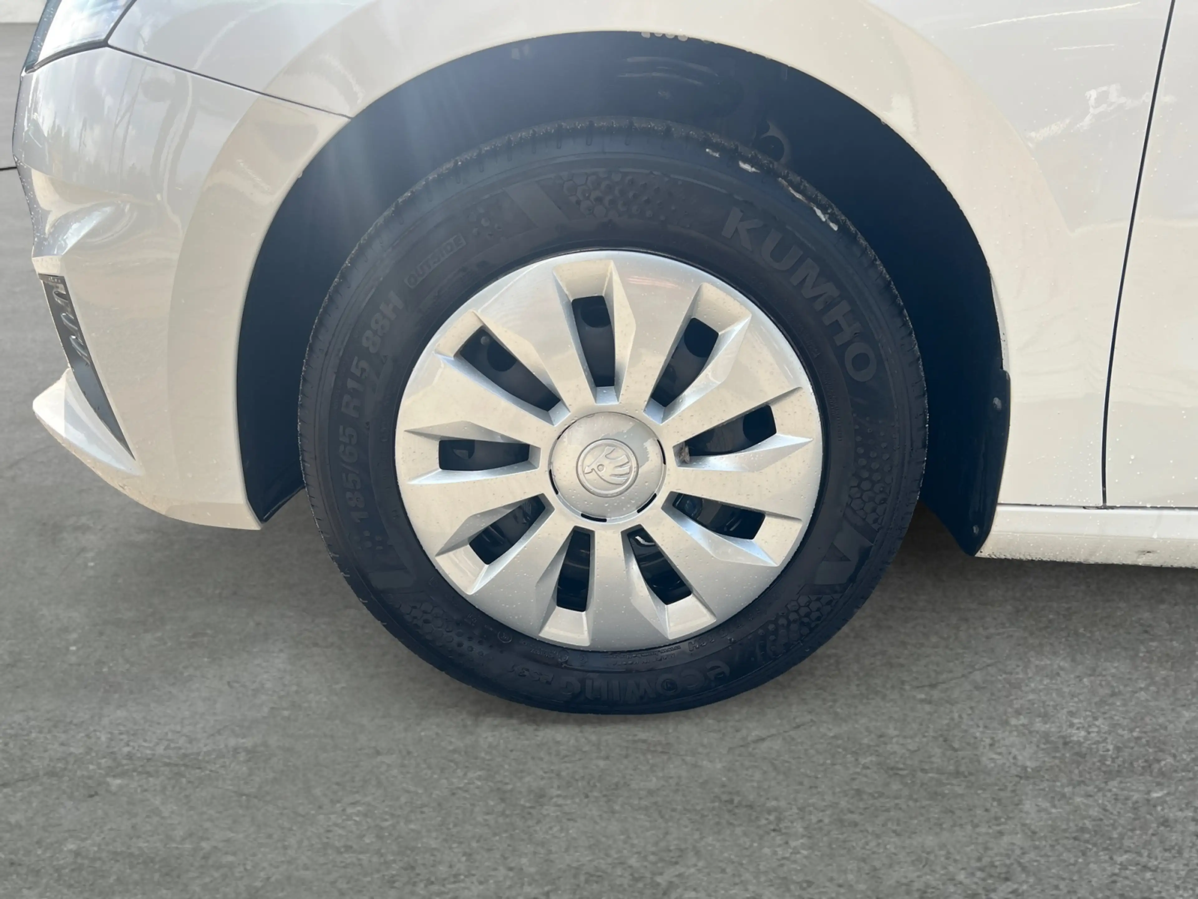 Skoda Fabia 1.0 TSI +LED +NAVI +CARPLAY +DAB +PDC +KLIMA + — photo 10
