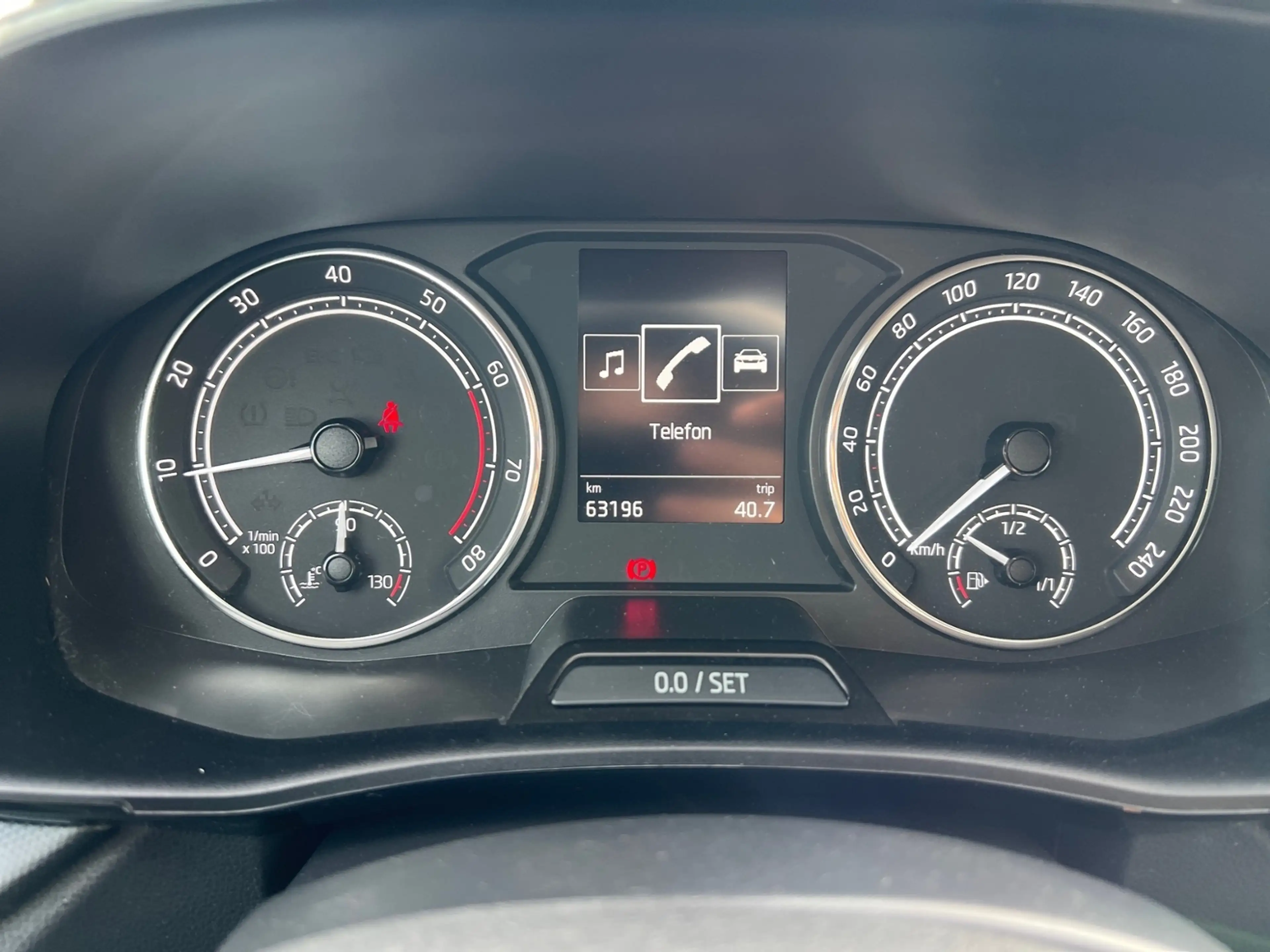 Skoda Fabia 1.0 TSI +LED +NAVI +CARPLAY +DAB +PDC +KLIMA + — photo 18