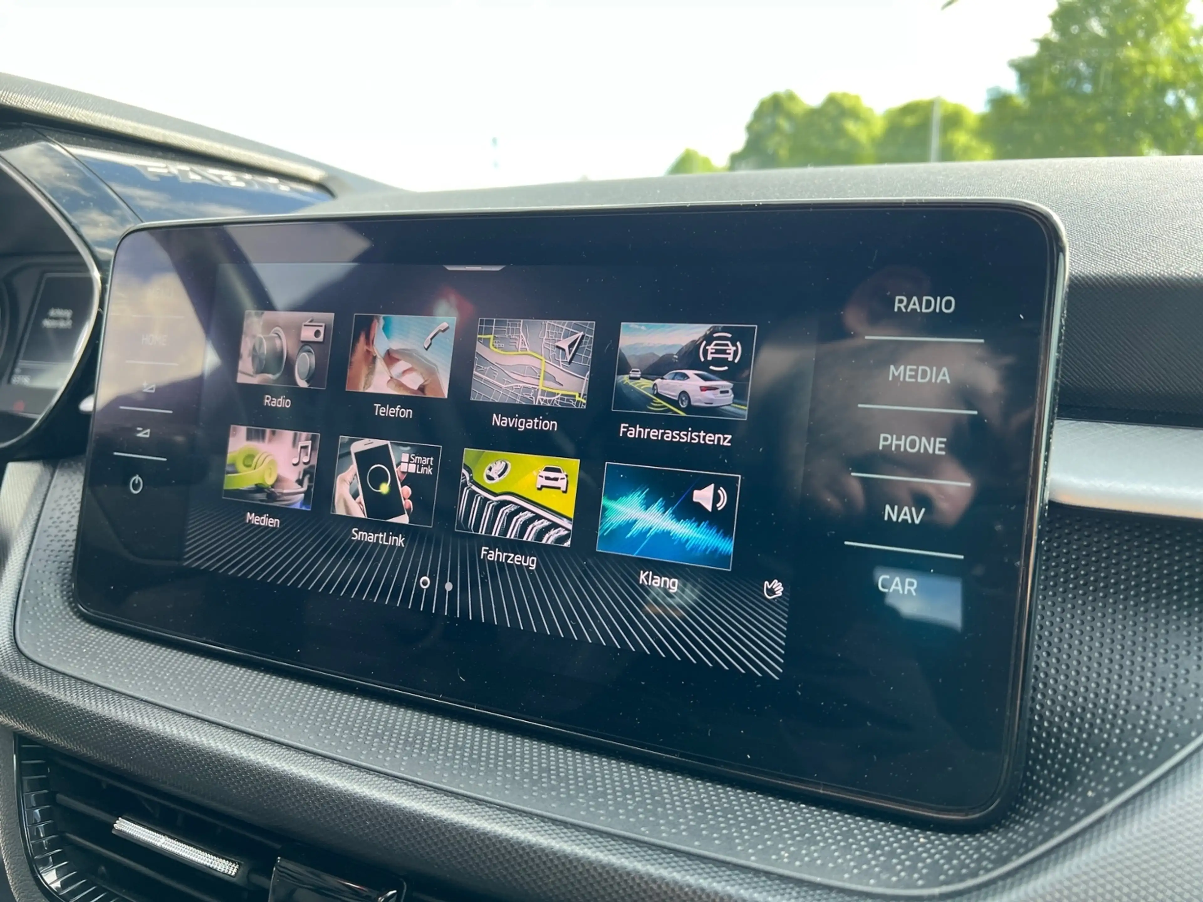 Skoda Fabia 1.0 TSI +LED +NAVI +CARPLAY +DAB +PDC +KLIMA + — photo 23