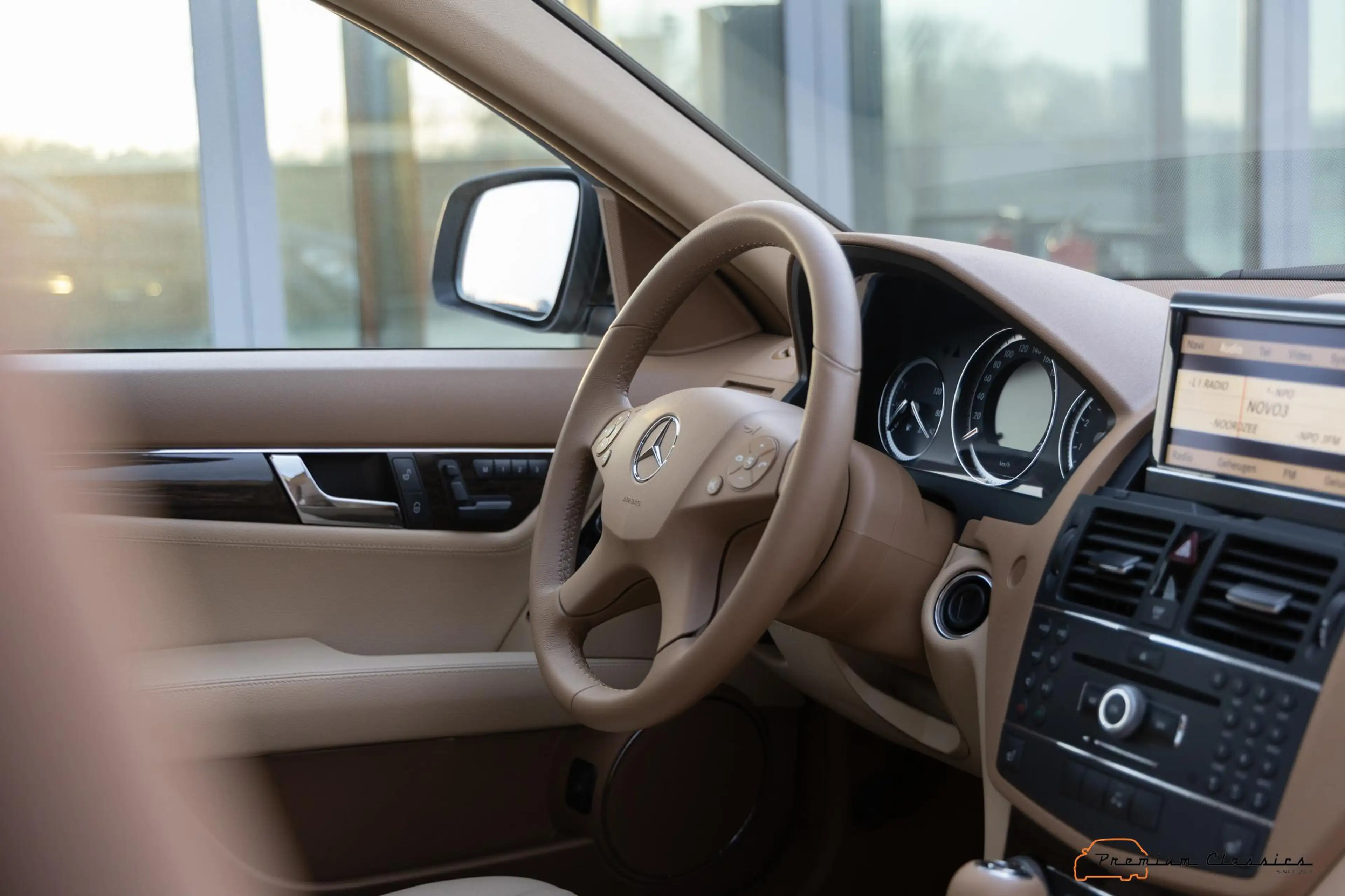 Mercedes-Benz C 350 Elegance | 47.000KM | 1st Owner | Sunroof | Memory — photo 39