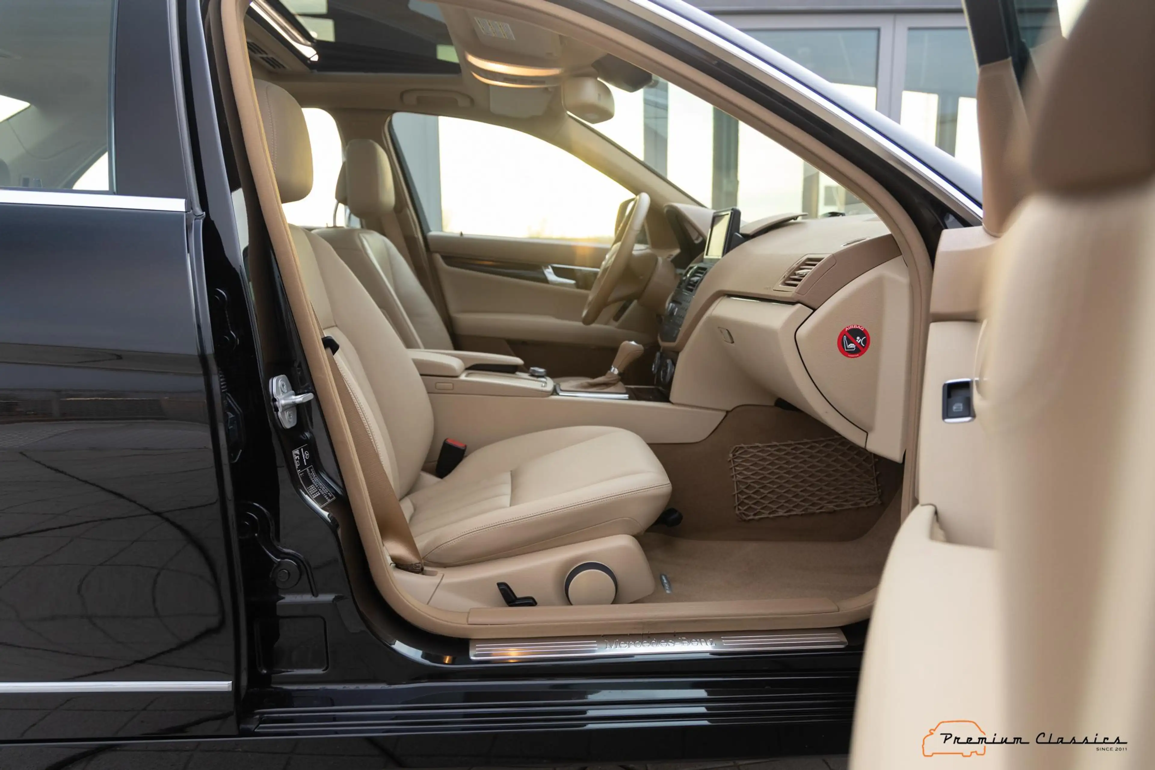 Mercedes-Benz C 350 Elegance | 47.000KM | 1st Owner | Sunroof | Memory — photo 38