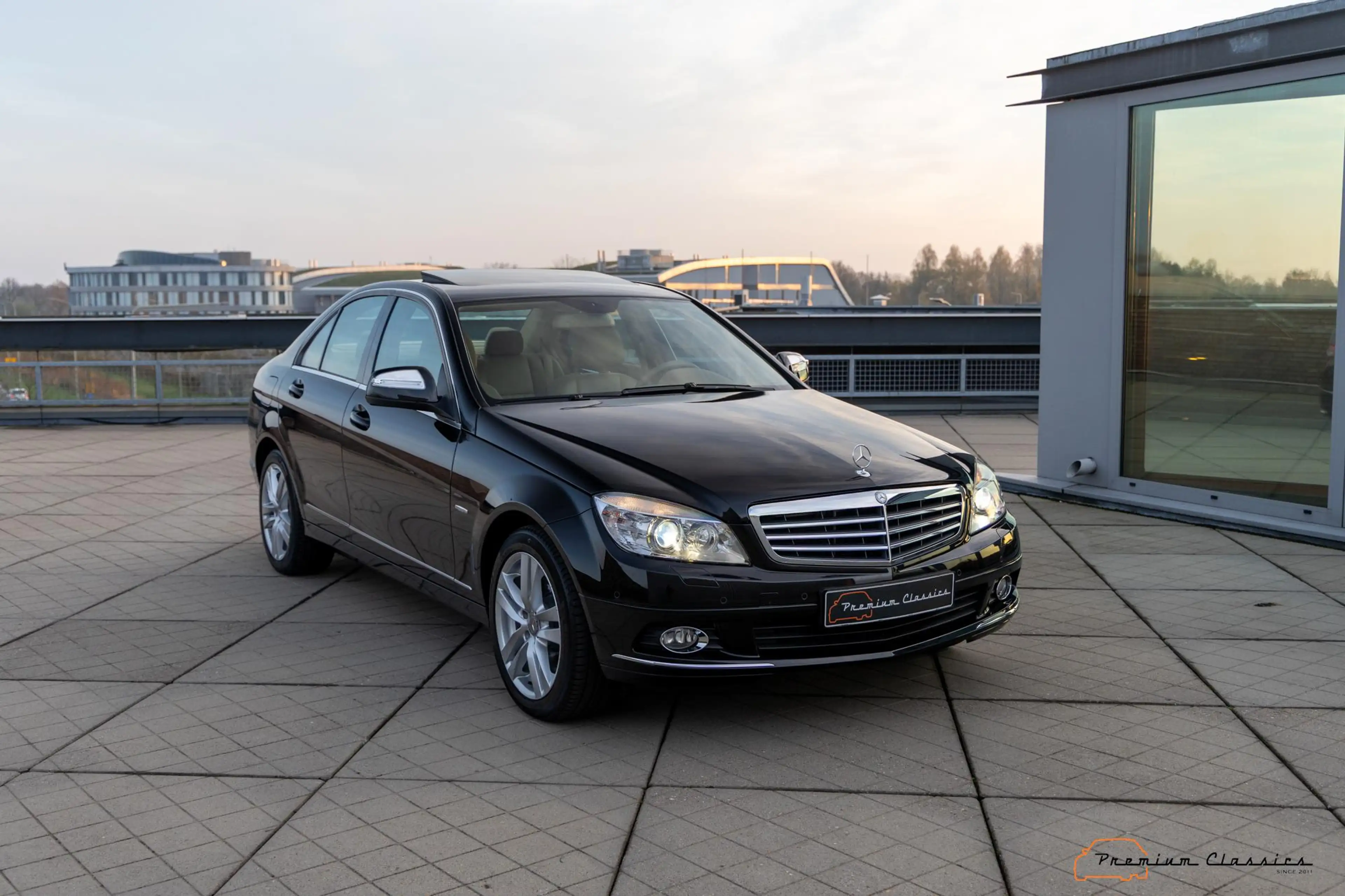 Mercedes-Benz C 350 Elegance | 47.000KM | 1st Owner | Sunroof | Memory — photo 32