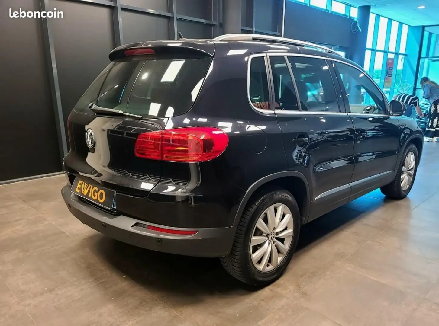 Volkswagen Tiguan 1.4 TSI 160ch BLUEMOTION STYLE Noir - 2