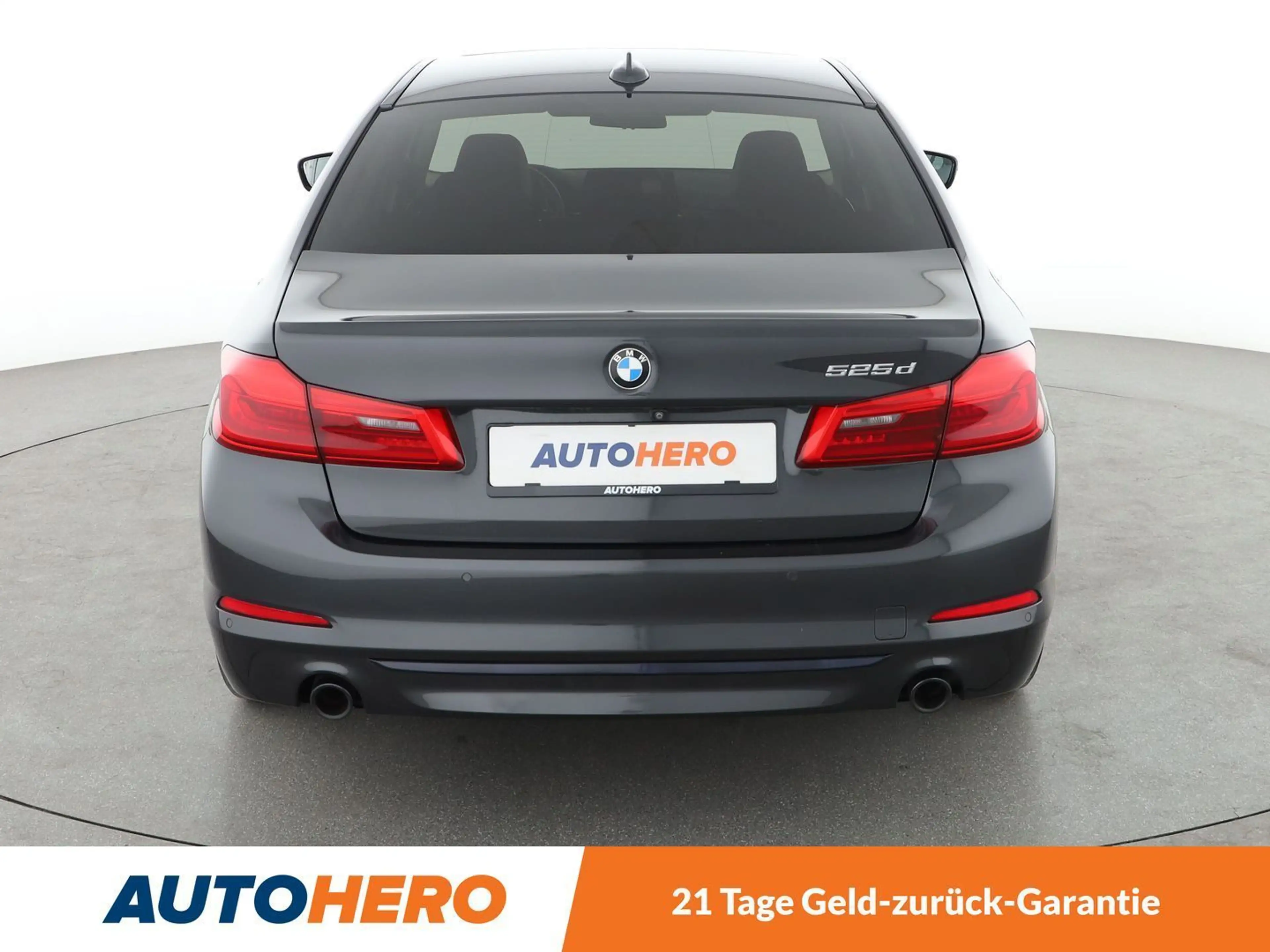 BMW 525 525d Sport Line Aut.*NAVI*HEAD-UP*LED*TEMPO*CAM* — photo 5