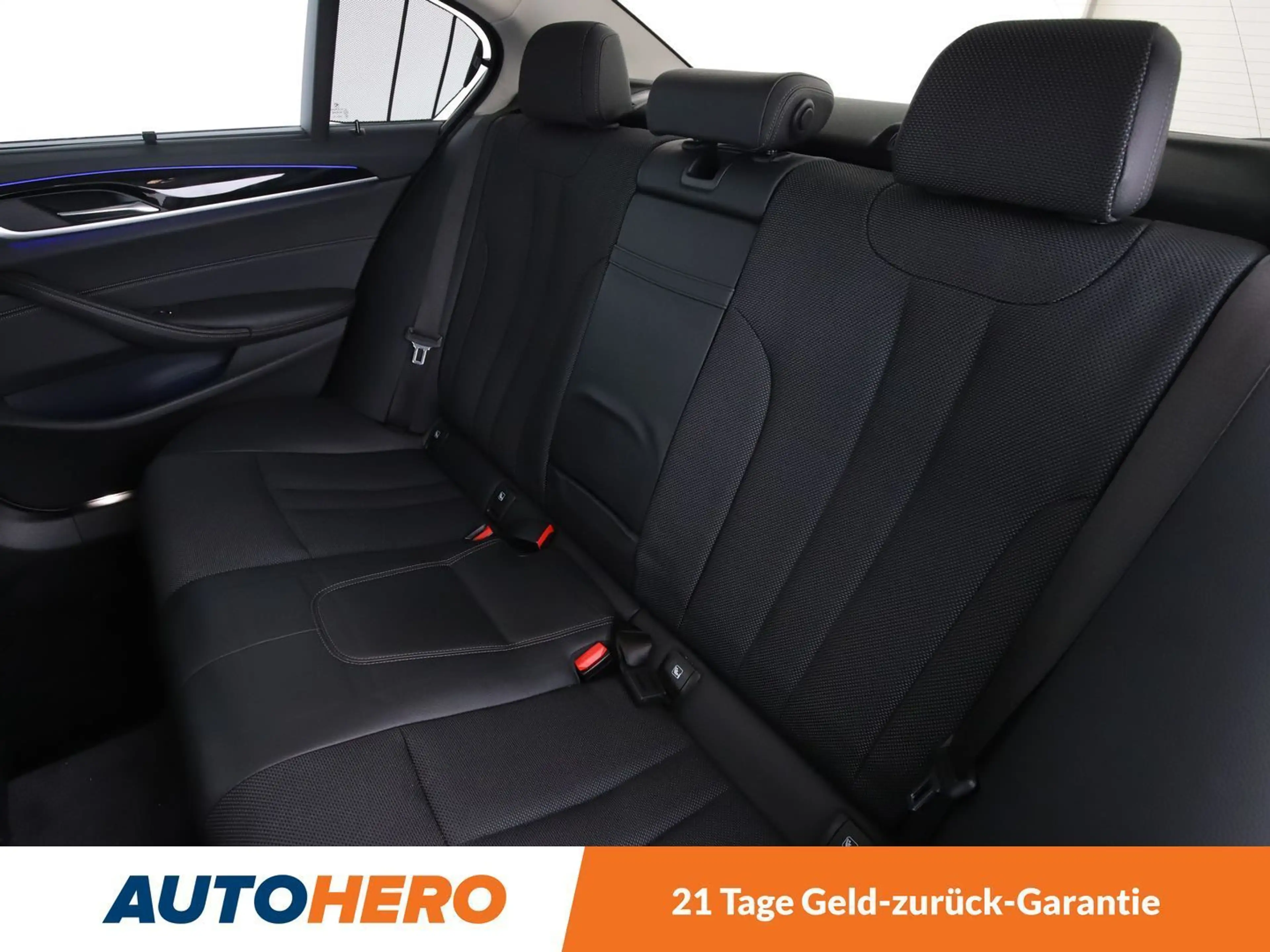 BMW 525 525d Sport Line Aut.*NAVI*HEAD-UP*LED*TEMPO*CAM* — photo 14