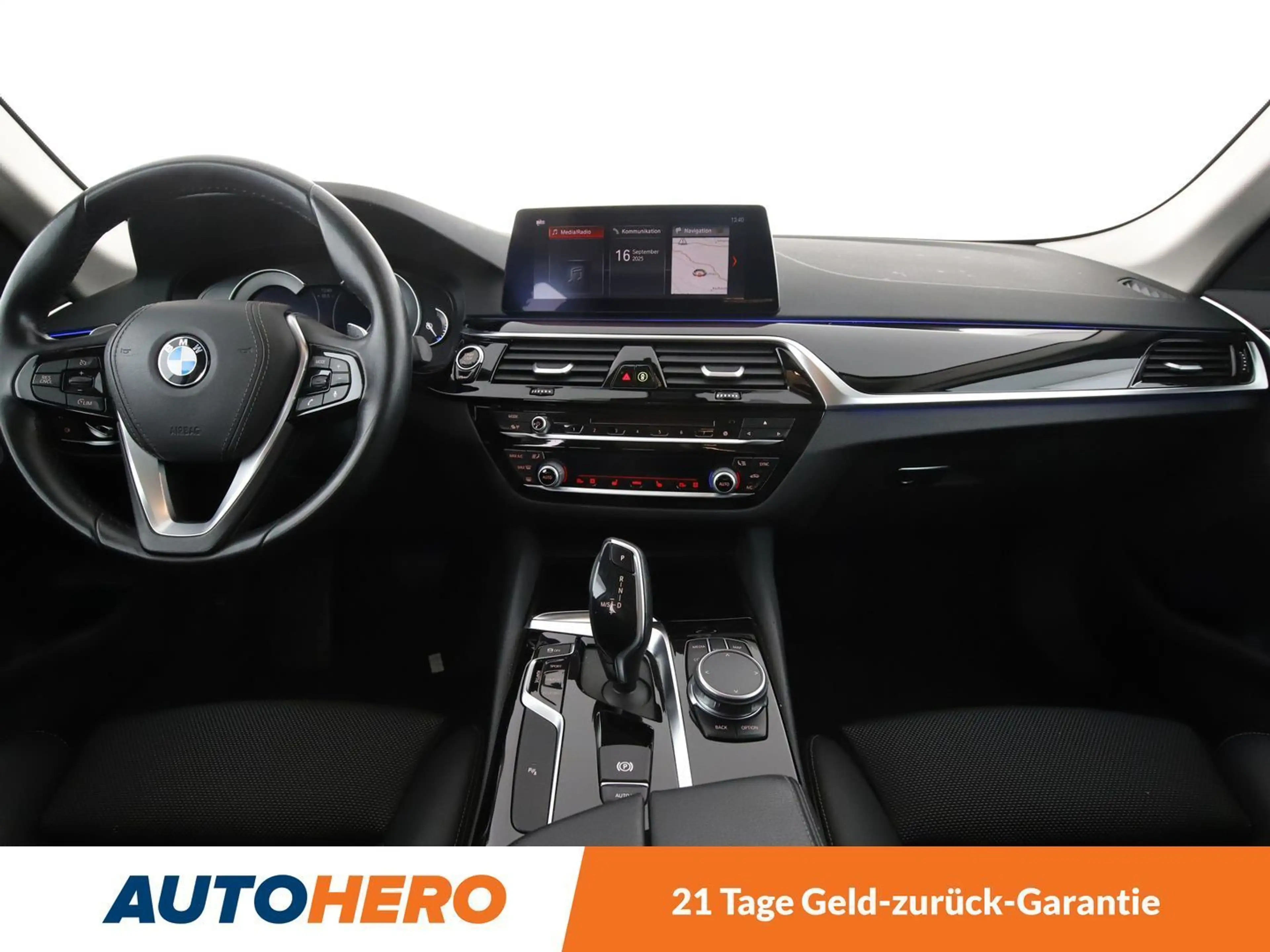 BMW 525 525d Sport Line Aut.*NAVI*HEAD-UP*LED*TEMPO*CAM* — photo 12