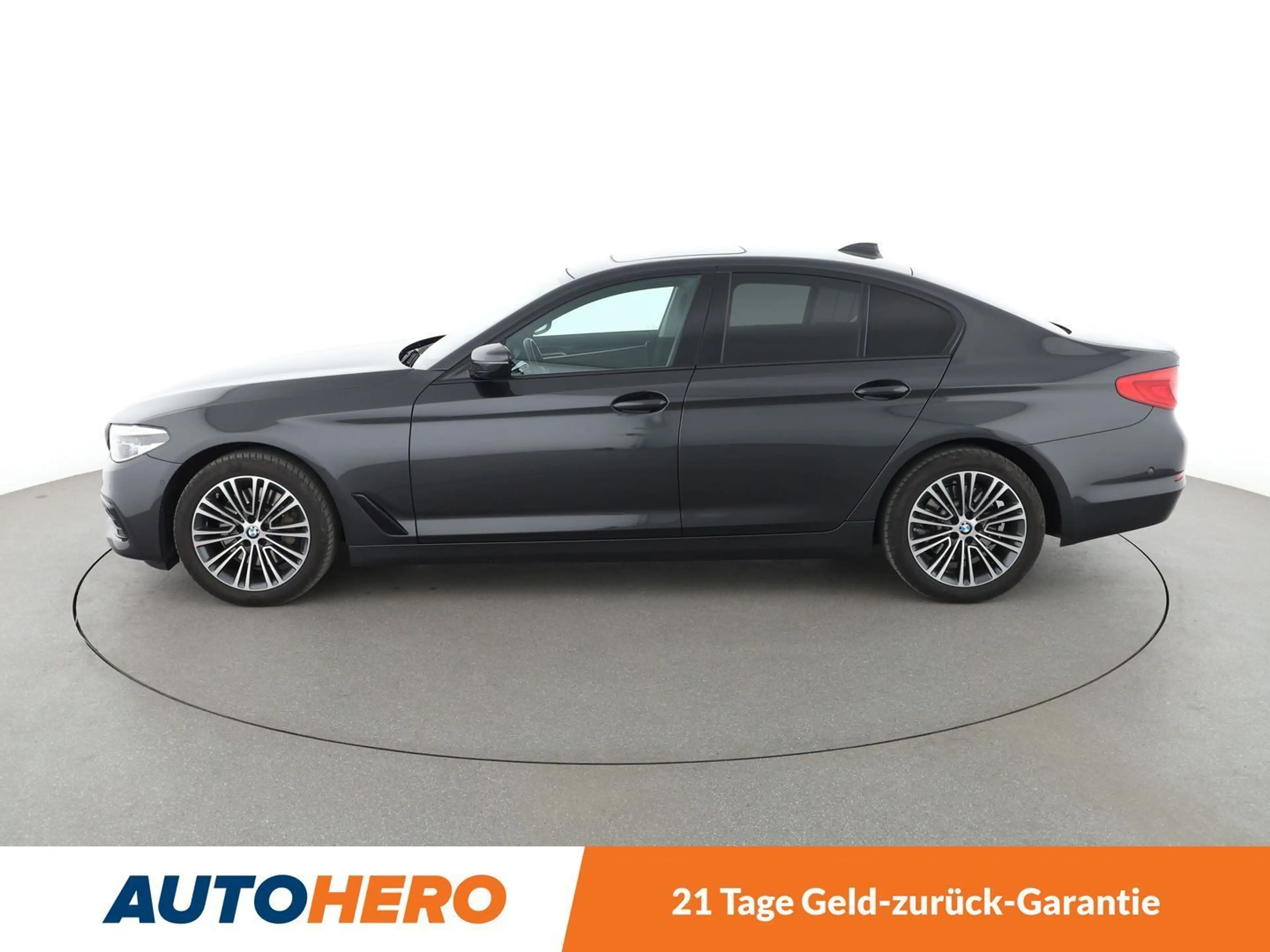 BMW 525 525d Sport Line Aut.*NAVI*HEAD-UP*LED*TEMPO*CAM* — photo 3
