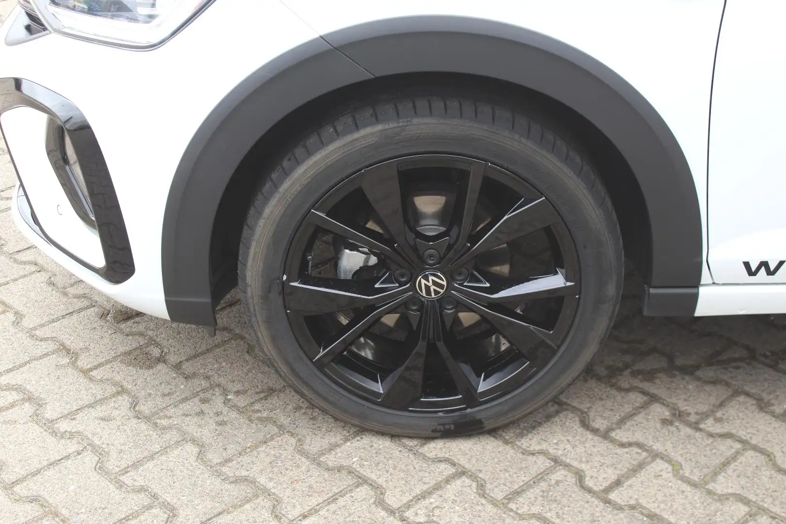 Volkswagen Taigo R-Line 1.0 TSI DSG Black Style ACC Matrix Weiß - 2