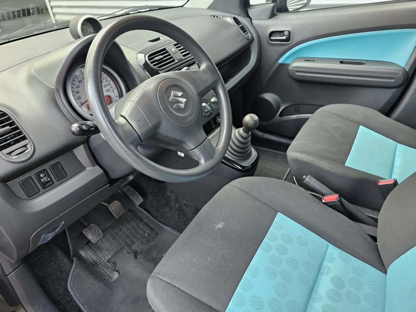 Suzuki Splash 1.0 Trend Negru - 2