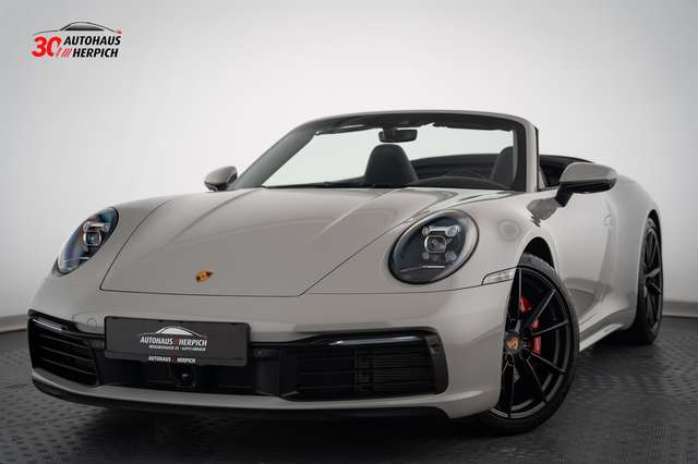 Imagine Porsche 992 .1 Carrera 4S Cabrio Kreide ACC Sitzbelüftun