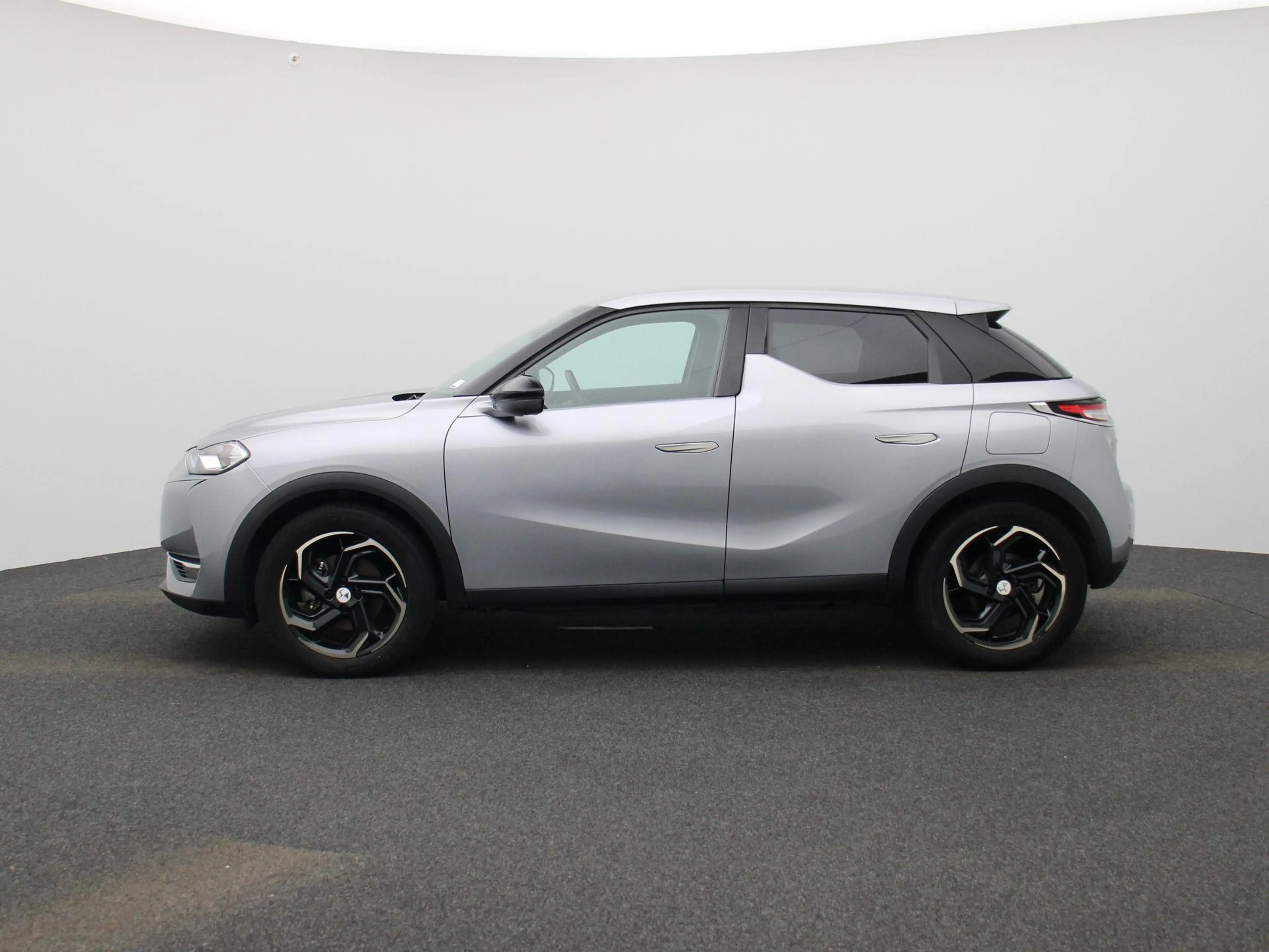 DS Automobiles DS 3 Crossback E-Tense Bastille 50 kWh | Virtual cockpit | Naviga — photo 6