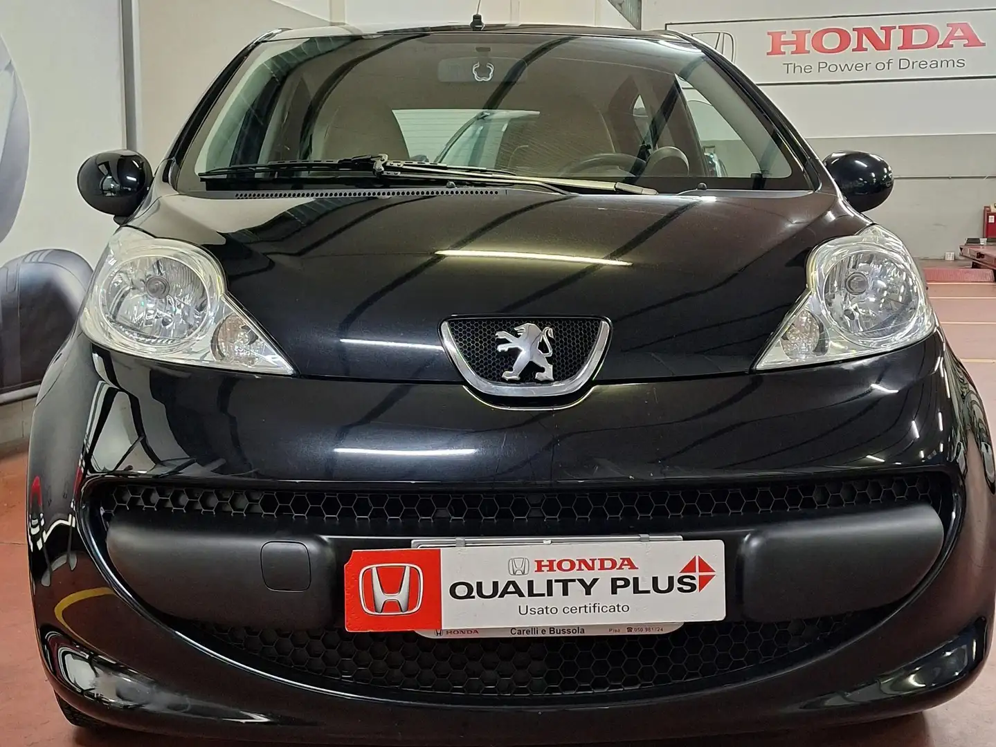 Peugeot 107 107 2005 5p 1.0 12v Sweet Years 2tronic Negru - 2