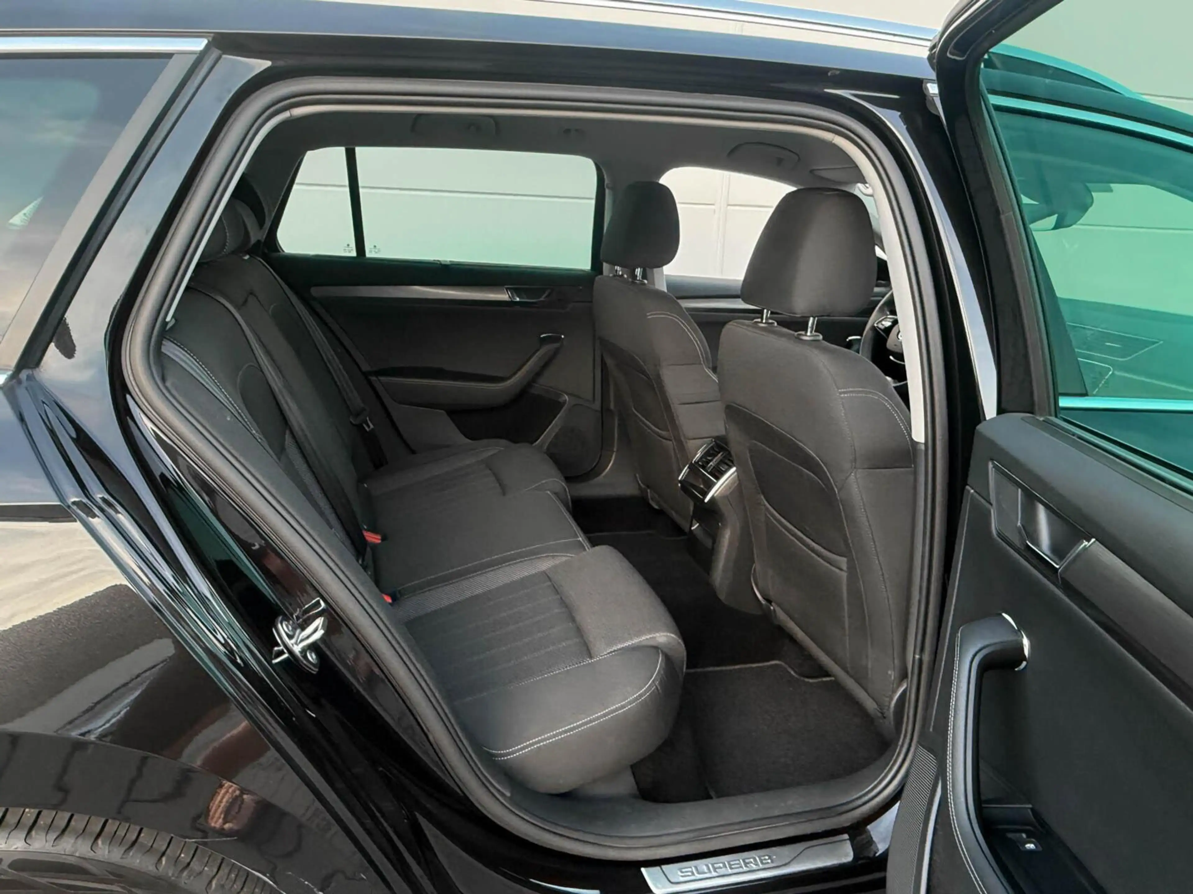 Skoda Superb Combi 1.4 TSI iV 218pk Business Edition Plus | Tra — photo 19
