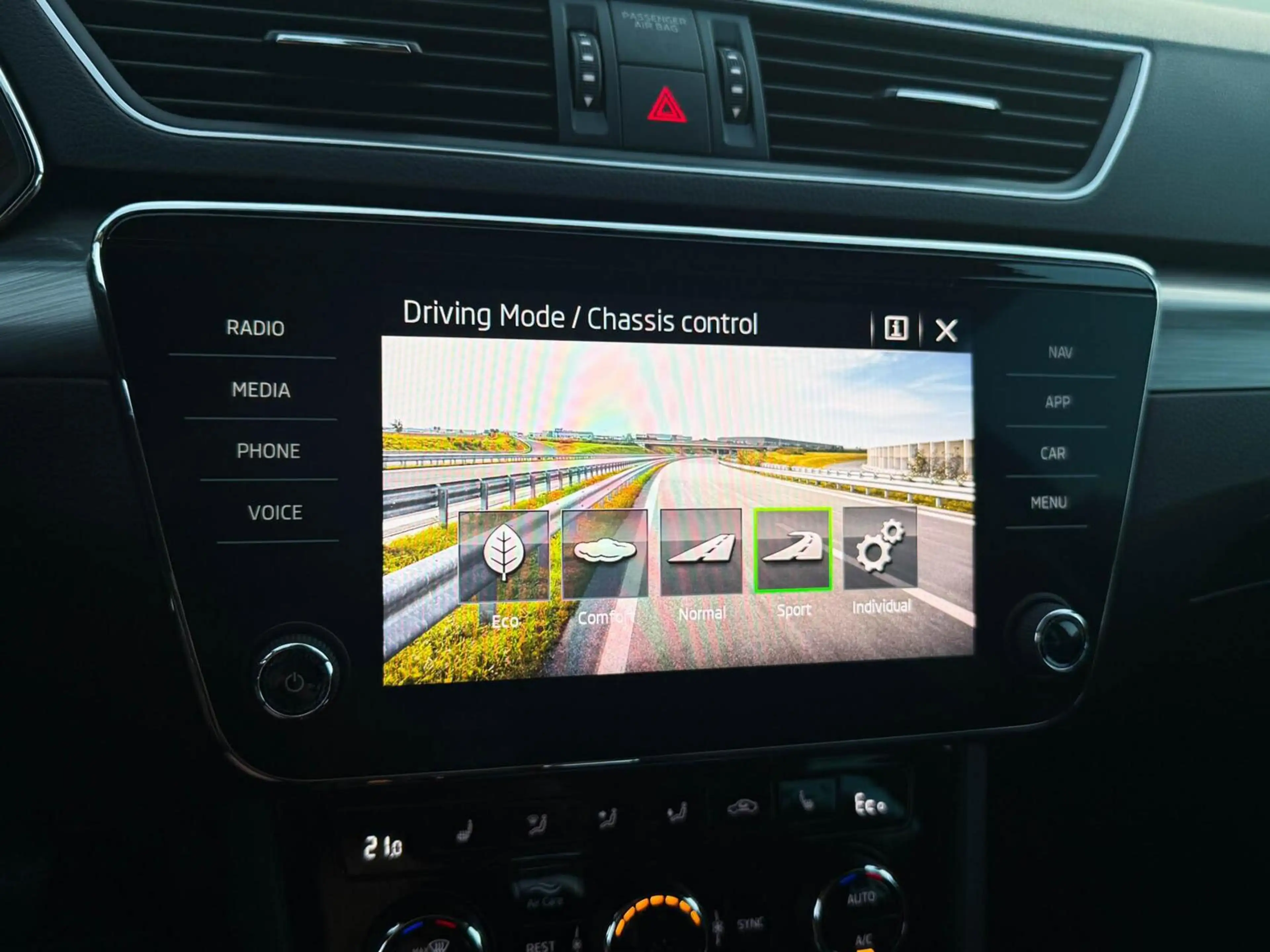 Skoda Superb Combi 1.4 TSI iV 218pk Business Edition Plus | Tra — photo 28
