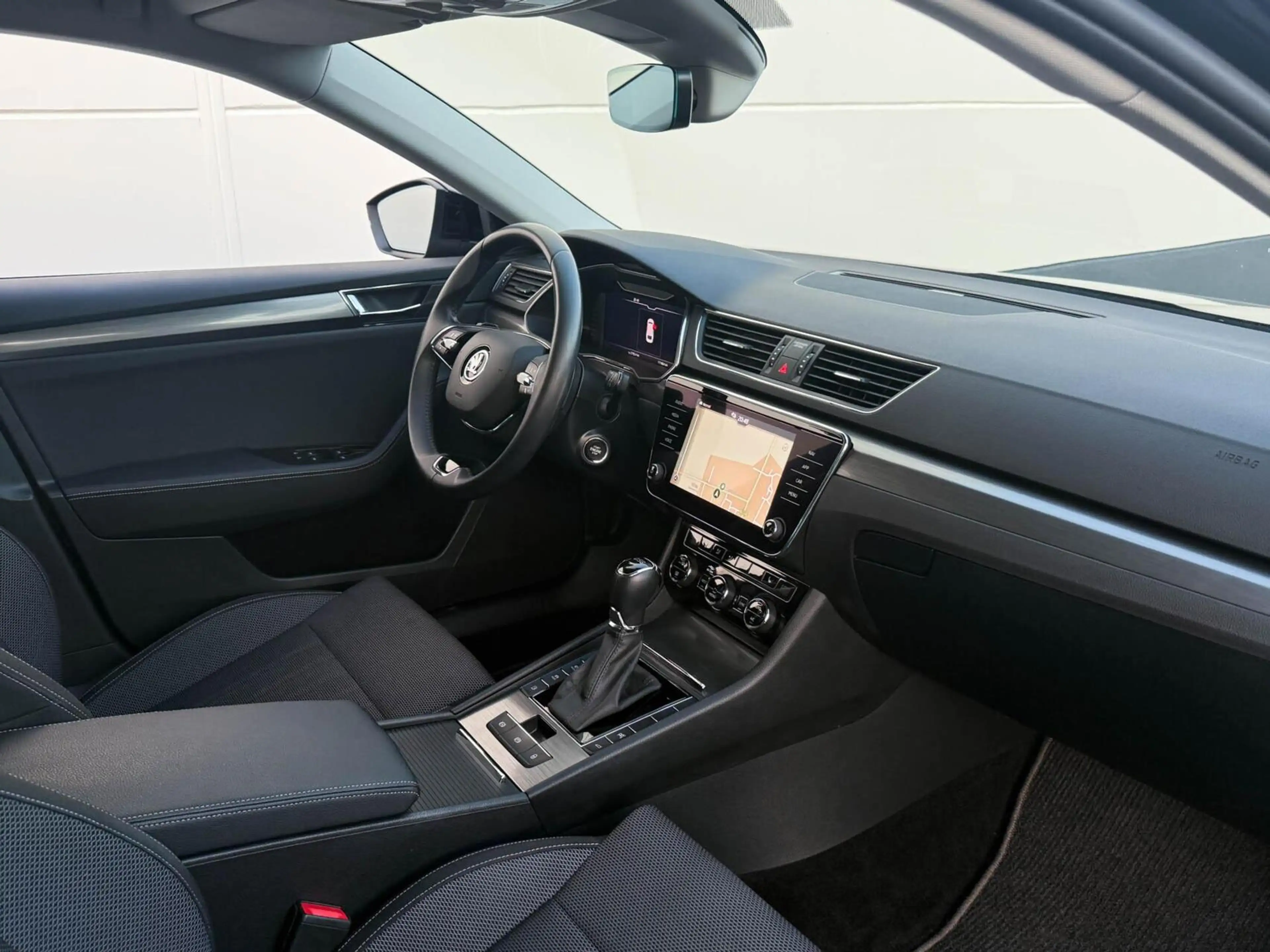Skoda Superb Combi 1.4 TSI iV 218pk Business Edition Plus | Tra — photo 48