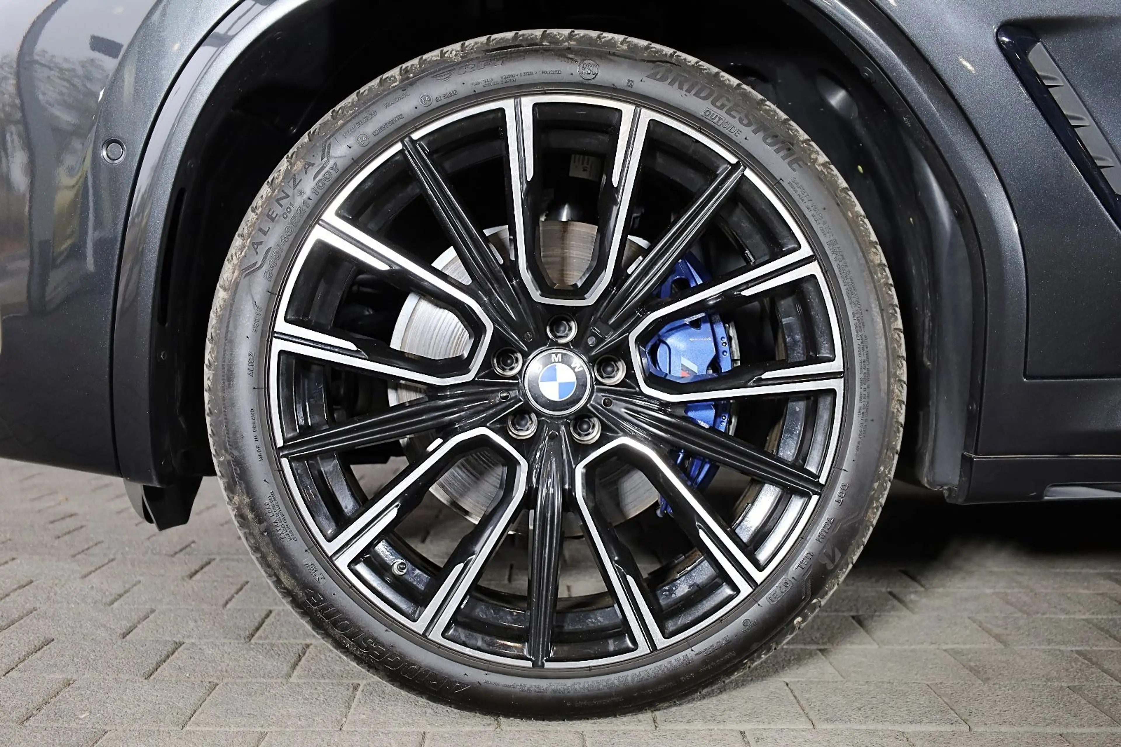 BMW X4 M i/APPLE/PANO/WIFI/HK/SHZ/LHZ/TOTW/LED/R21 — photo 4