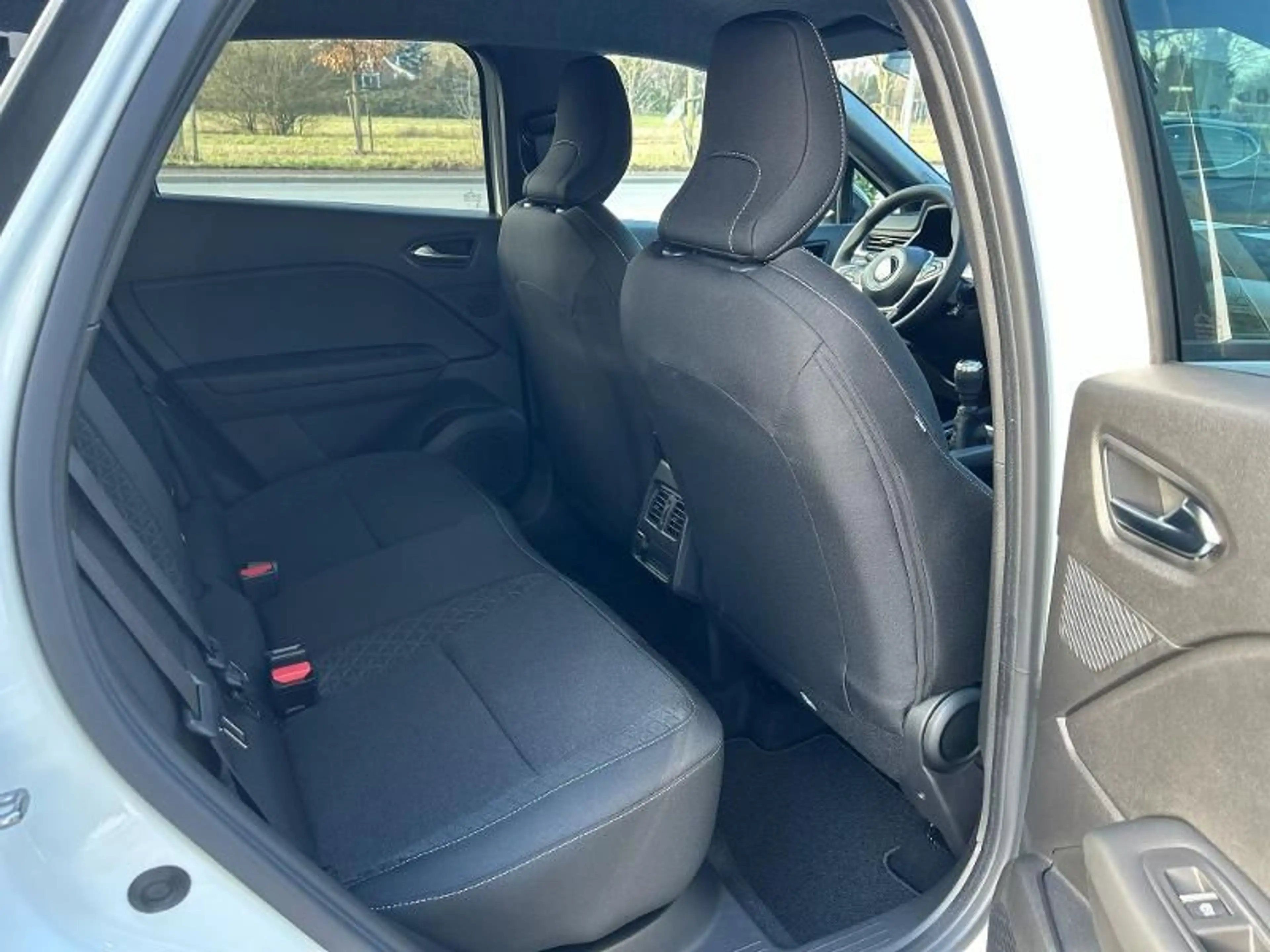 Mitsubishi ASX Diamant Plus 1.2 6MT *8 Jahre Garantiepaket* — photo 14