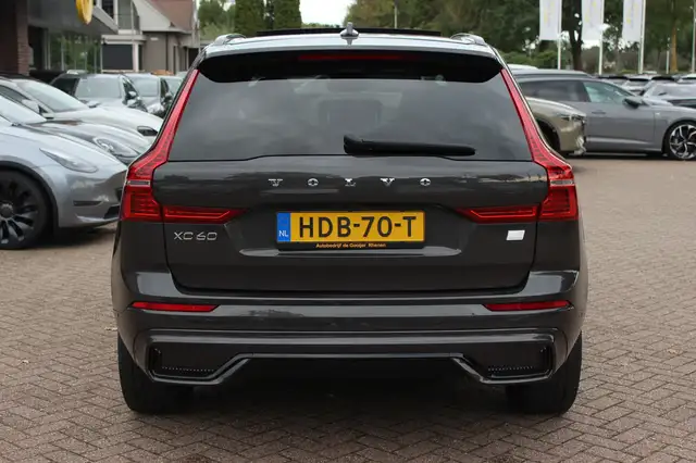 Volvo XC60 view 16